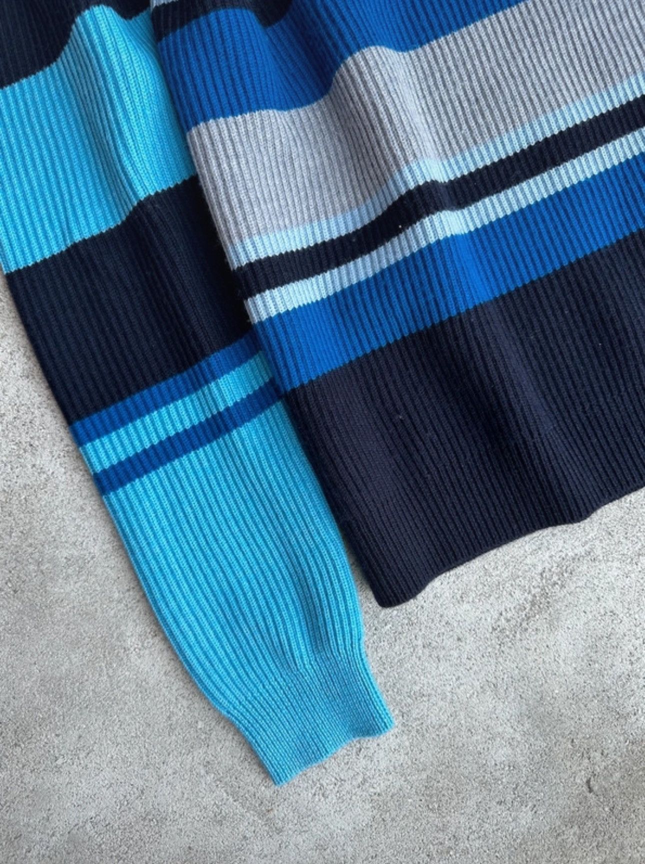 JW Anderson J.W Anderson knit Size US L / EU 52-54 / 3 - 5 Thumbnail