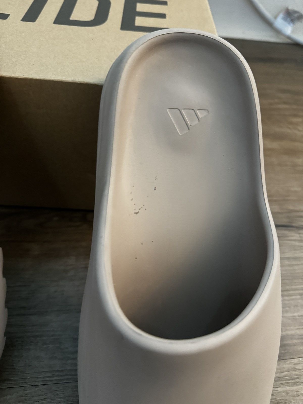 Adidas × Yeezy adidas Yeezy Slide Pure (Original Release) Size US 9 / EU 42 - 6 Thumbnail