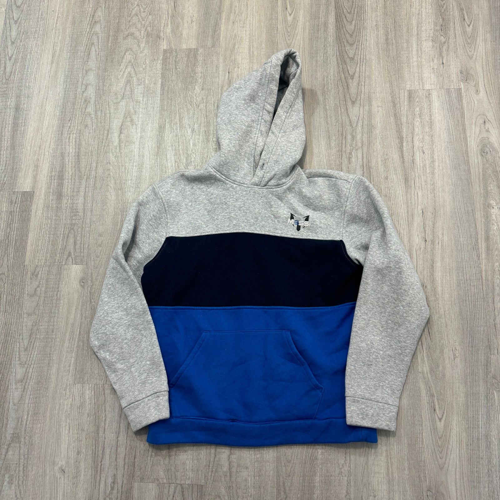 Other Lionel Messi Sweatshirt Men's Medium Gray Blue Soccer Size US M / EU 48-50 / 2 - 1 Thumbnail