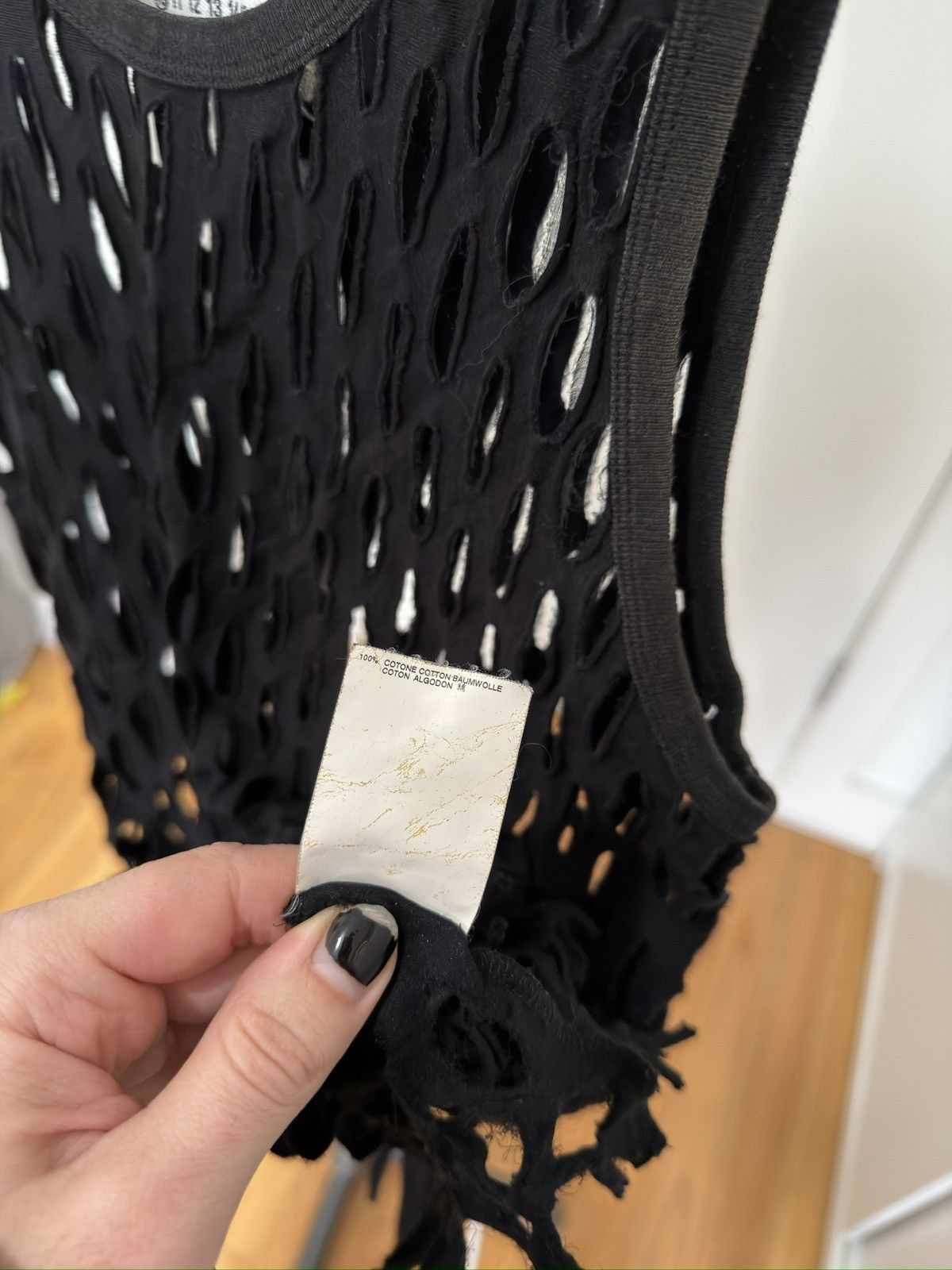 Maison Margiela SS09 Lasercut Black Tank Top Size US M / EU 48-50 / 2 - 5 Thumbnail