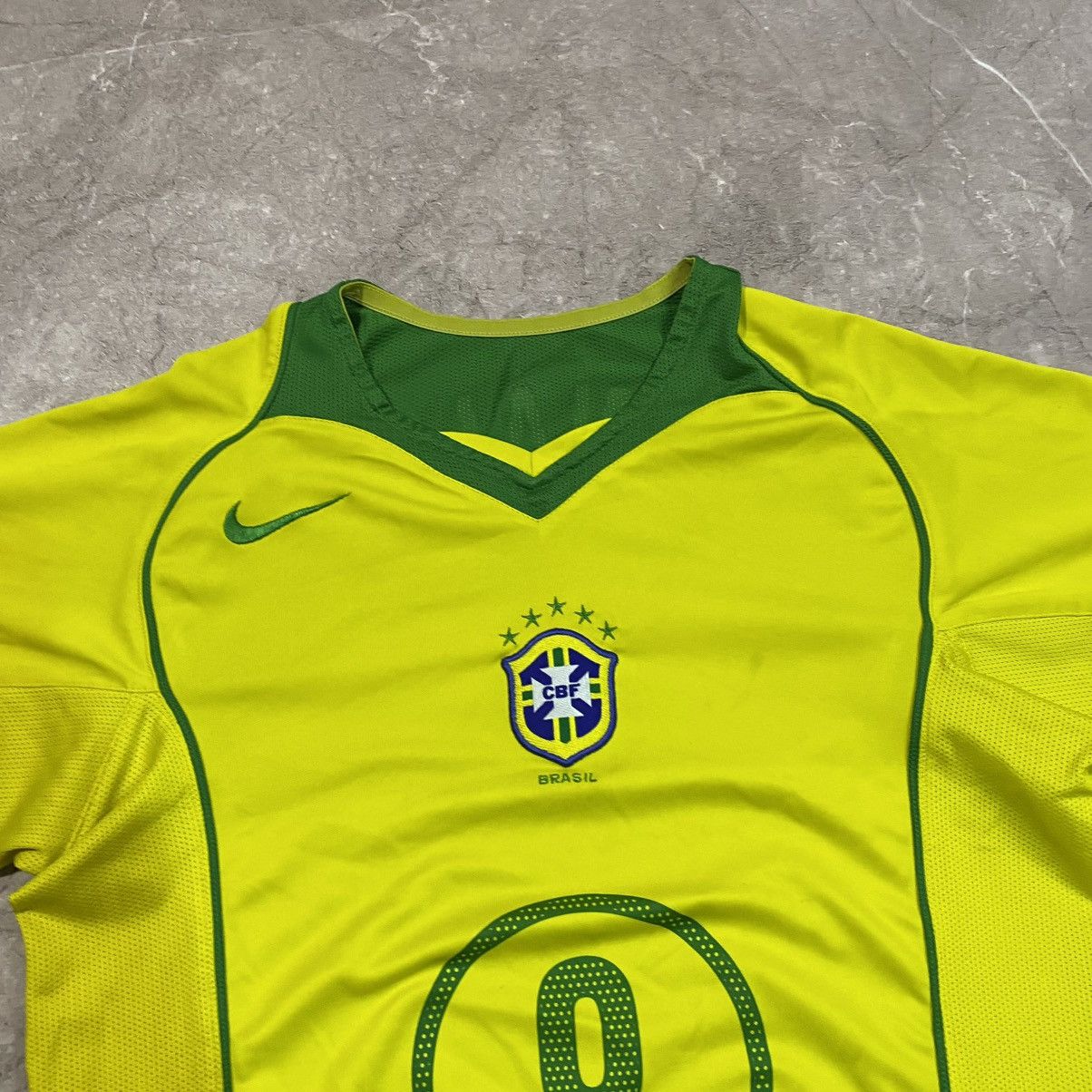Vintage RONALDO ! VINTAGE NIKE BRAZIL TEE SOCCER JEERSEY NATION 00s Size US S / EU 44-46 / 1 - 9 Thumbnail