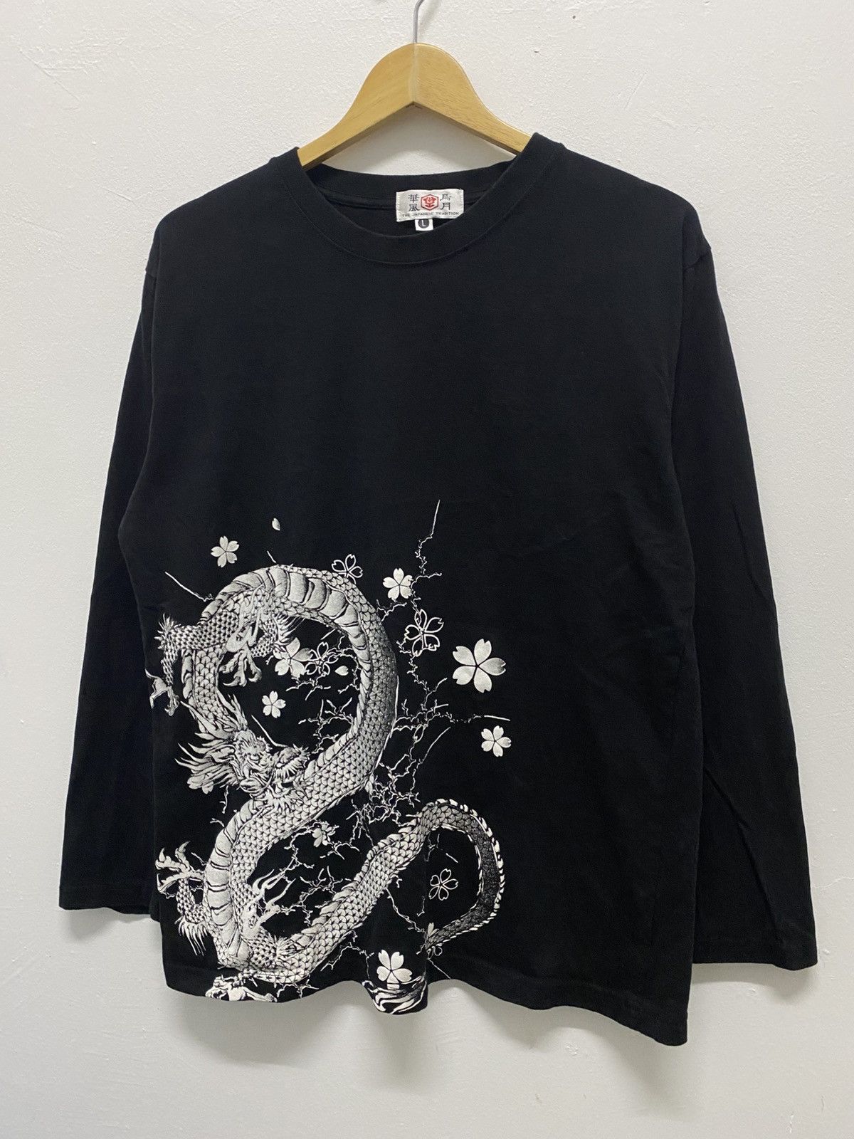 Beauty Beast Japanese Sukajan t shirt dragon embroidery long sleeve Size US L / EU 52-54 / 3 - 5 Thumbnail