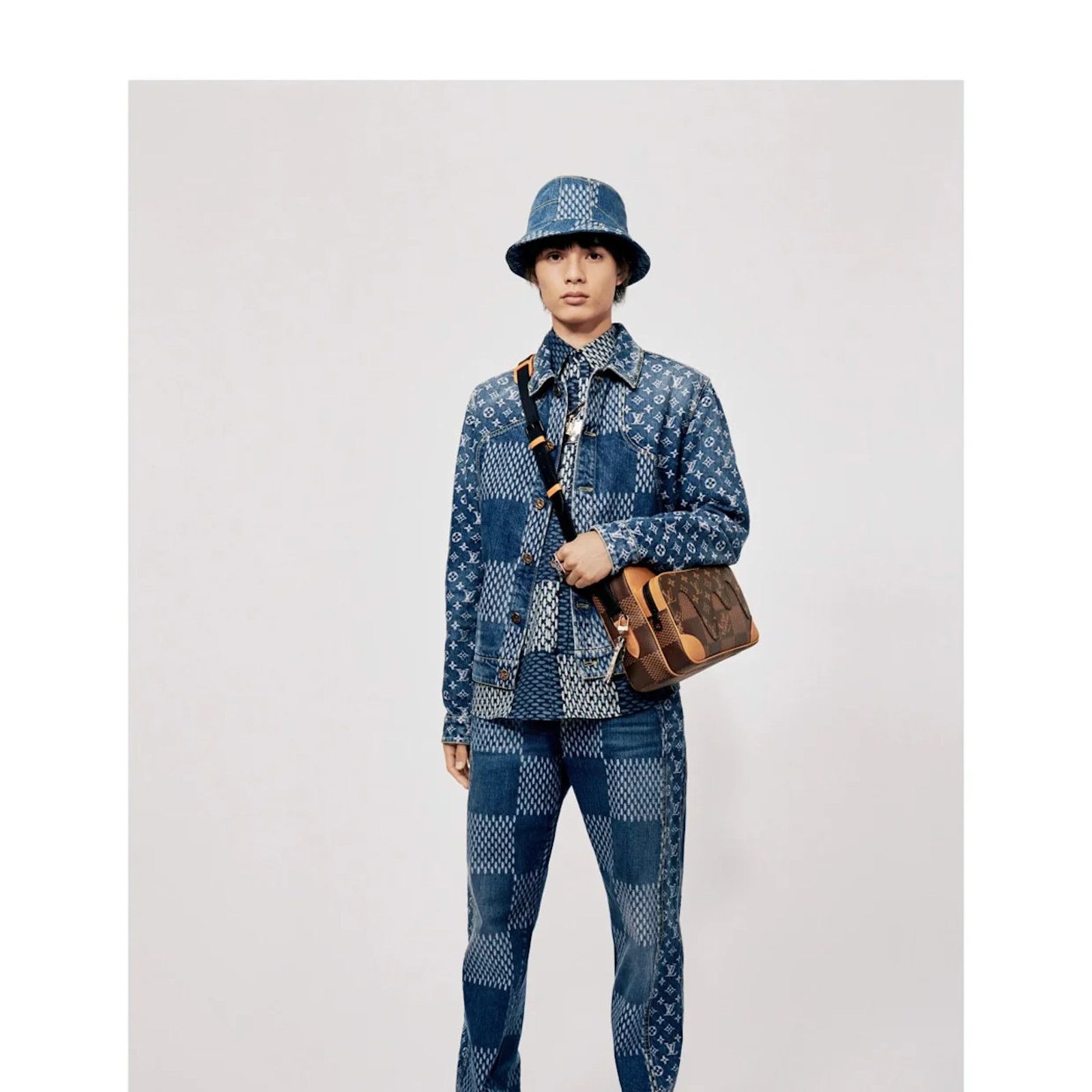 Louis Vuitton Louis Vuitton x Nigo Giant Damier Waves Trucker Jacket 48 Size US M / EU 48-50 / 2 - 6 Thumbnail