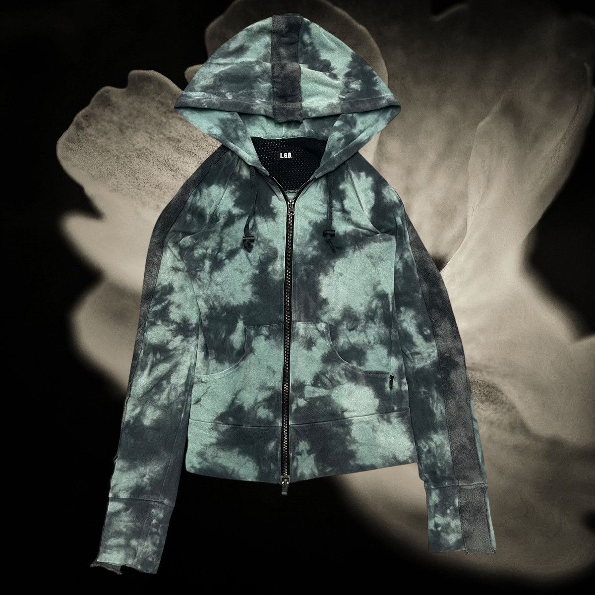 Le Grande Bleu (L.G.B.) LGB Be Alien Hoodie size 1 | Grailed