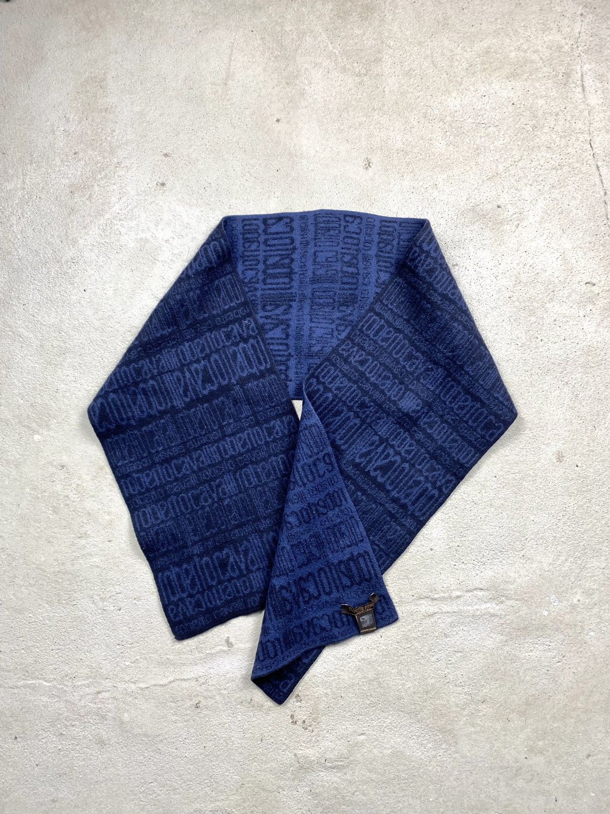 Just Cavalli Rare! Vintage Roberto Cavalli Scarves Italy Made Size ONE SIZE - 1 Thumbnail