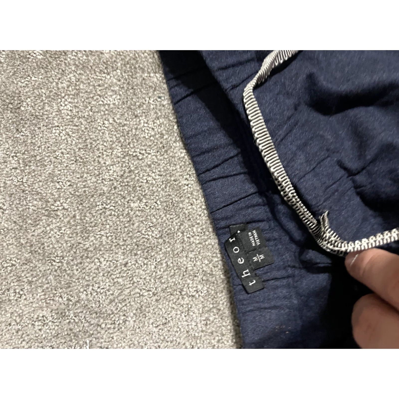 Theory Theory Wool Pants Navy M | Theory Womens Pants Elastic Waist Straight Leg 100% Wool Regular Inseam 26 Blue(Size M) Size 32" / US 10 / IT 46 - 5 Thumbnail