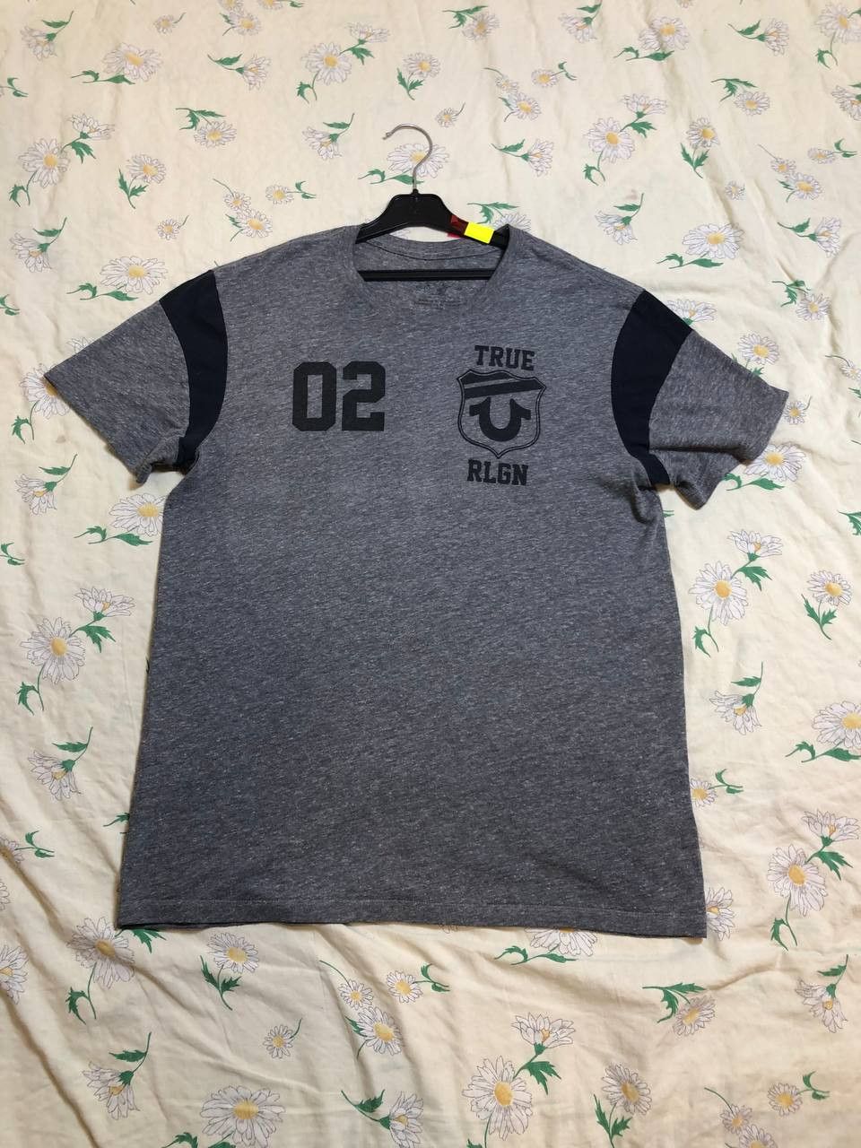 True Religion Y2K T-shirt gray True Religion logo #02 Vintage Size US M / EU 48-50 / 2 - 1 Thumbnail