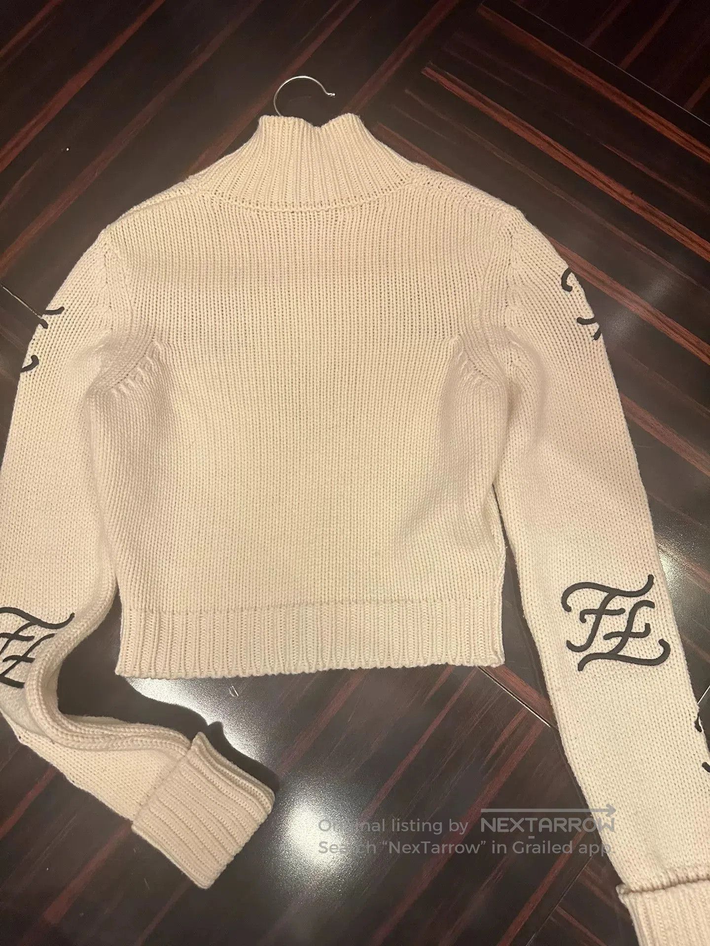Fendi Fendi Runway Sweater. Size XS / US 0-2 / IT 36-38 - 2 Thumbnail