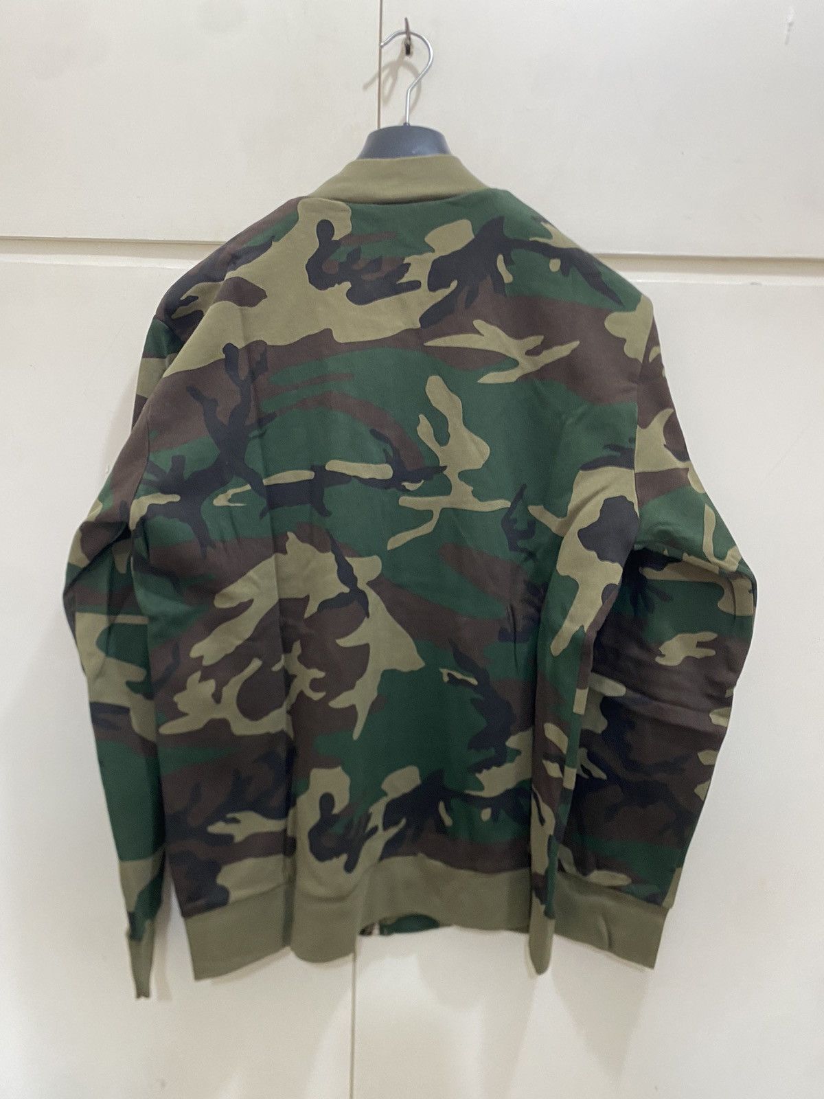 Carhartt Wip Carhartt Wip Backster camouflage sweatshirt, size XL, used Size US XL / EU 56 / 4 - 9 Thumbnail