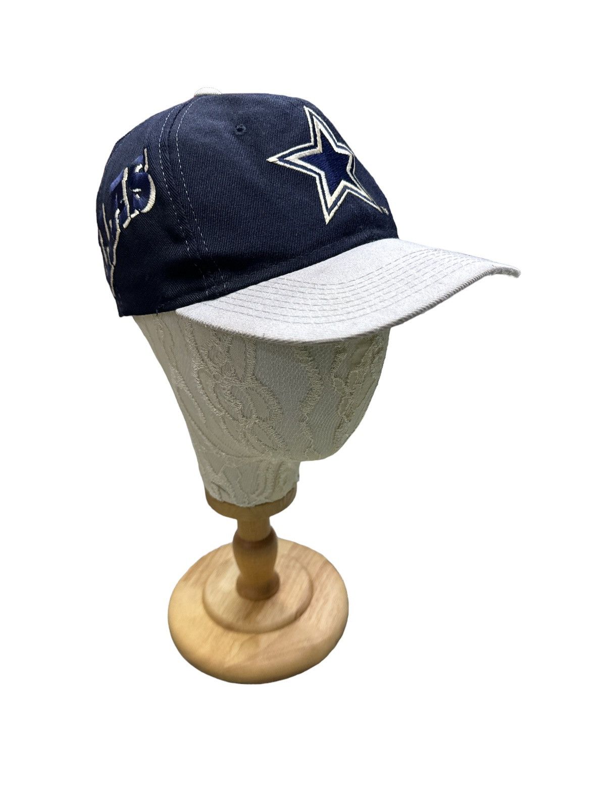 NFL × Sports Specialties × Vintage VINTAGE COWBOYS DALLAS SNAPBACK HAT CAP Size ONE SIZE - 1 Thumbnail