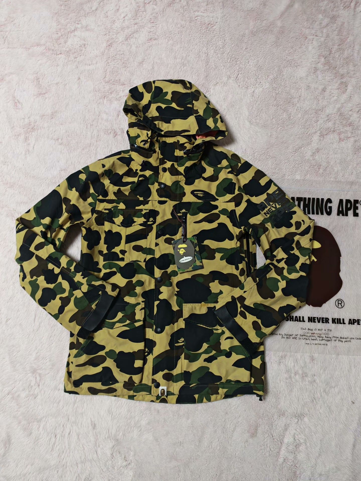 Bape Bape Yellow Light Jacket M Men Size US M / EU 48-50 / 2 - 1 Thumbnail