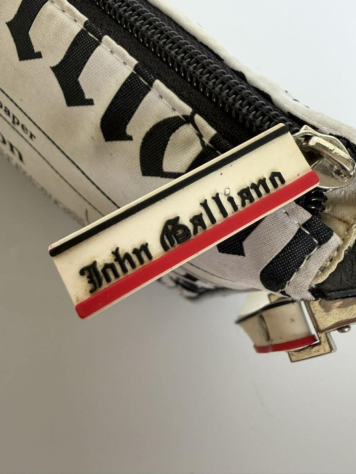 John Galliano John Galliano Newspaper Print Handbag Size ONE SIZE - 11 Thumbnail
