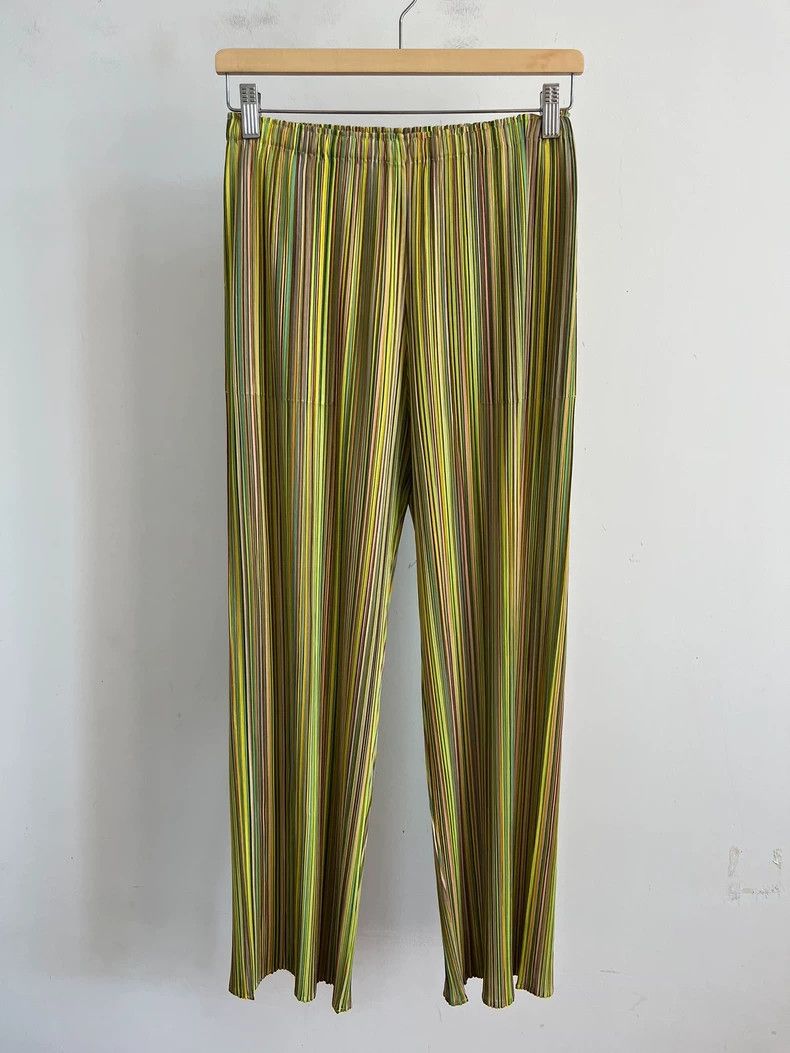 Issey Miyake Issey Miyake size:4 Yellow pleated trousers Size 23" - 1 Thumbnail