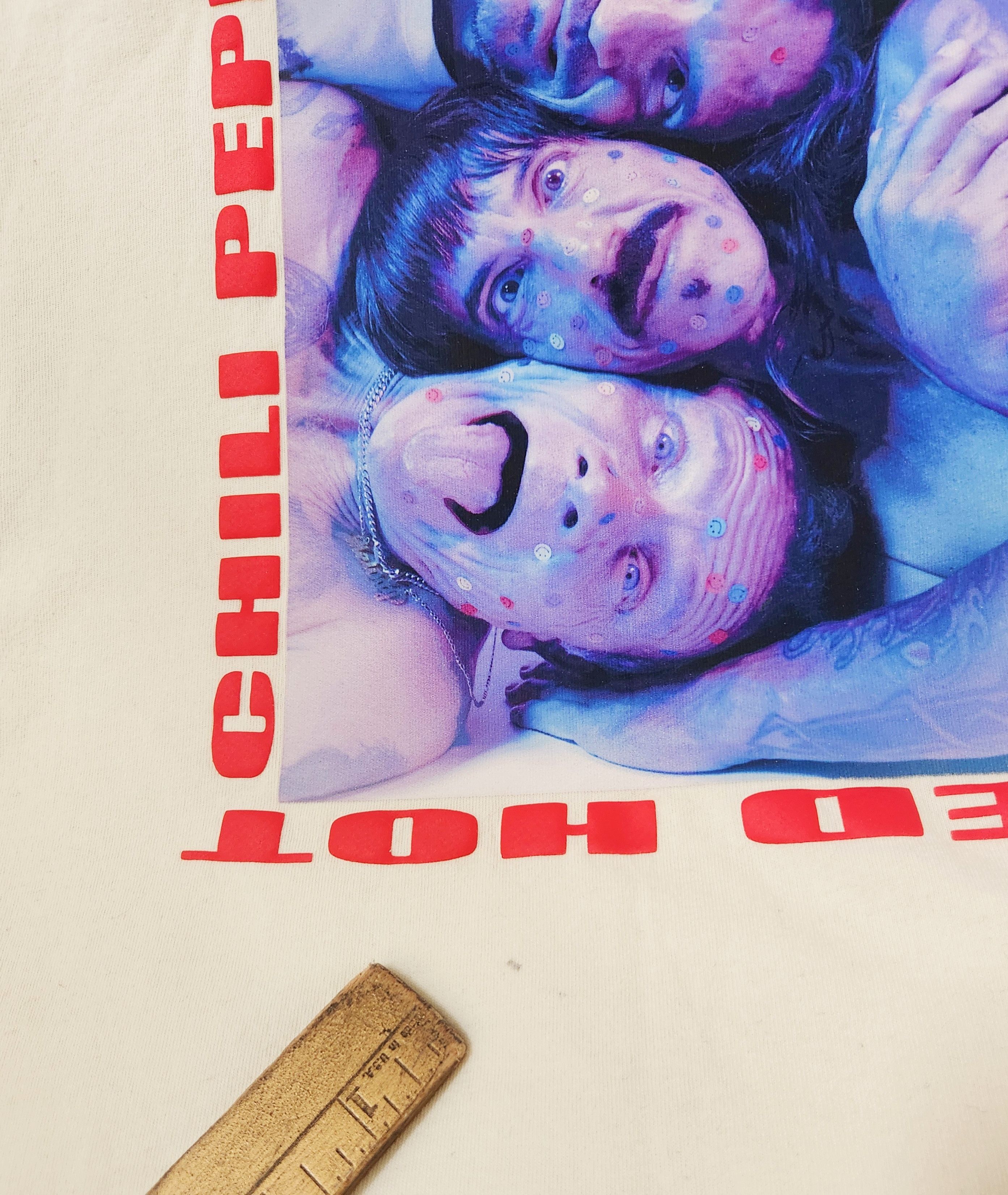 Band Tees Red Hot Chilli Peppers Small Beige Unlimited Love World Tour Size US S / EU 44-46 / 1 - 9 Thumbnail