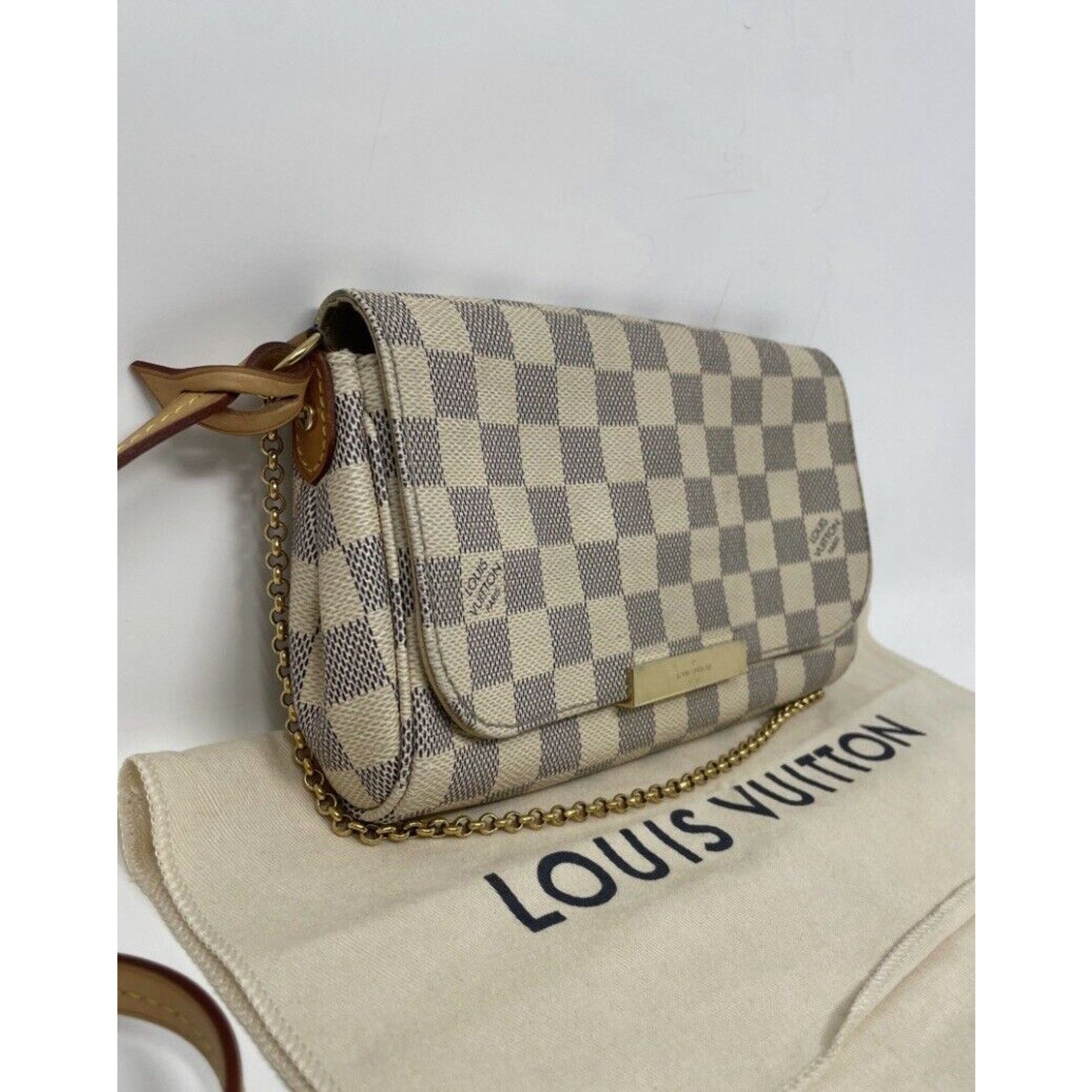 Louis Vuitton Louis Vuitton Favorite PM Damier Azur Shoulder Crossbody Size ONE SIZE - 4 Thumbnail
