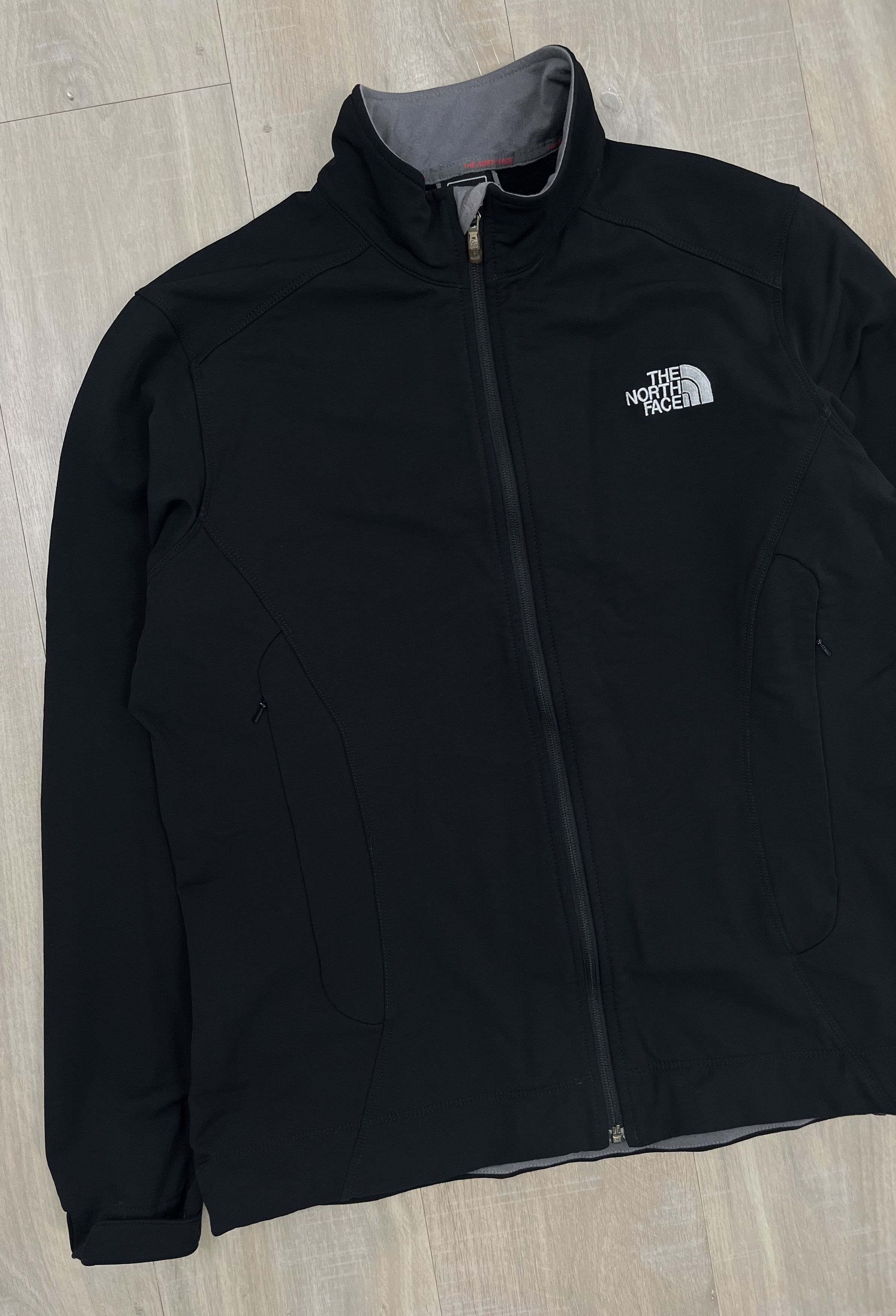 The North Face Vintage The North Face Windstopper Softshell Zip Jacket Size XL / US 12-14 / IT 48-50 - 3 Thumbnail
