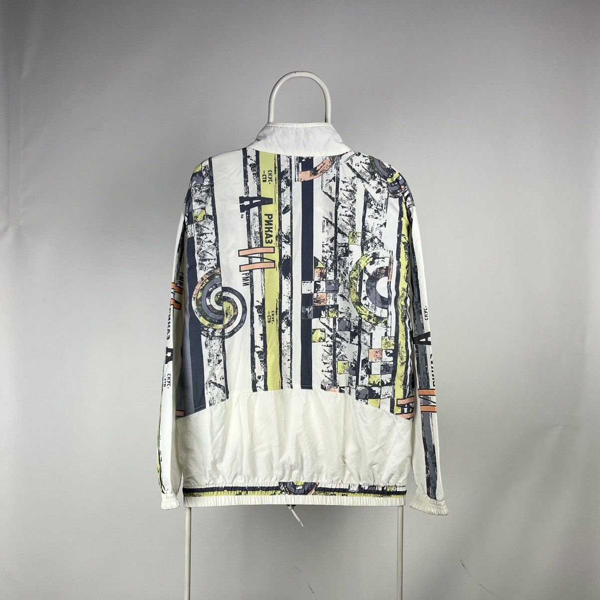 Reebok Vintage Reebok track jacket size Medium all print Size US M / EU 48-50 / 2 - 2 Thumbnail