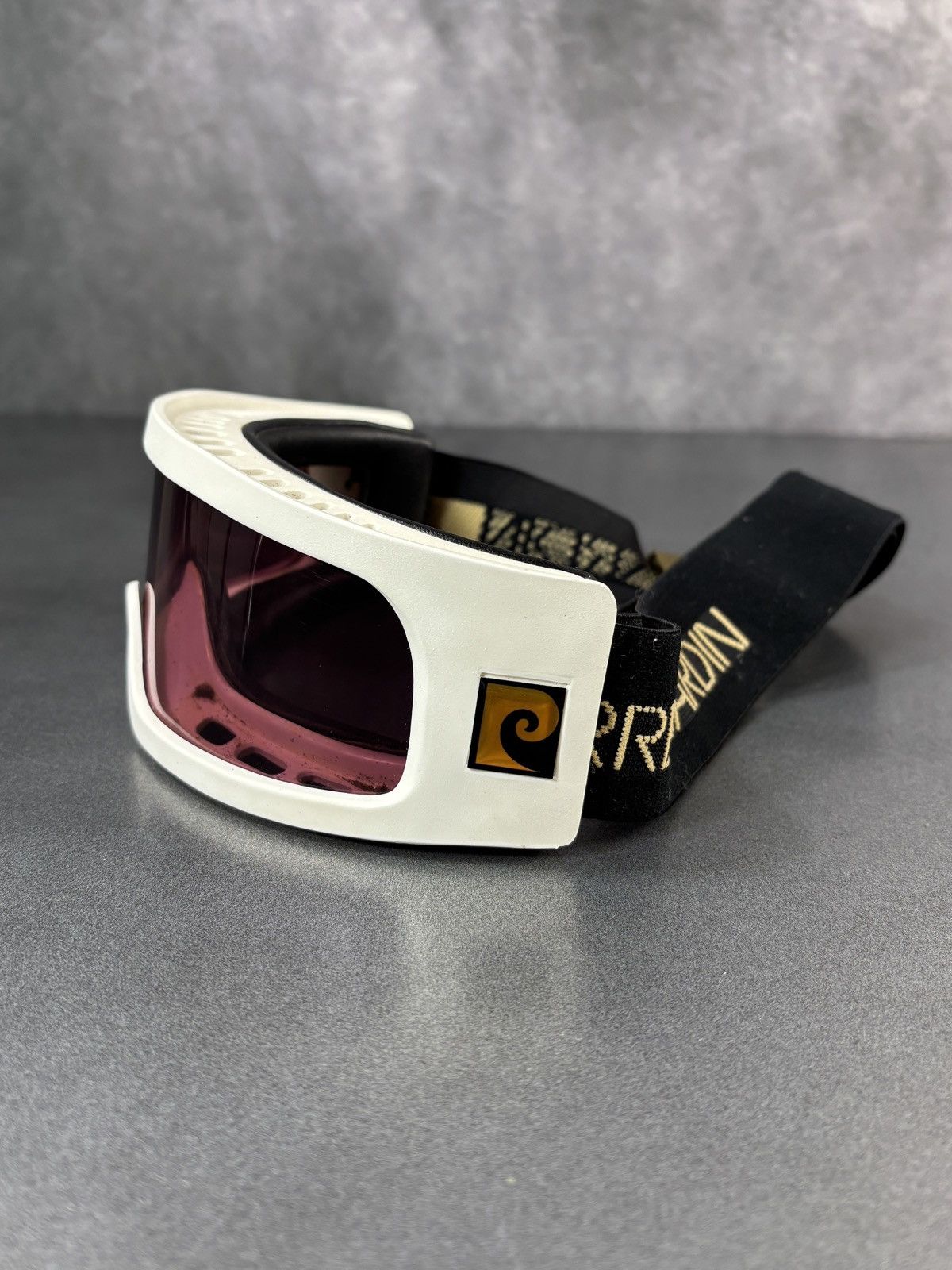 Pierre Cardin × Vintage Vintage Pierre Cardin Goggles 30/7 James Bond 1970s 1980s Size ONE SIZE - 22 Thumbnail