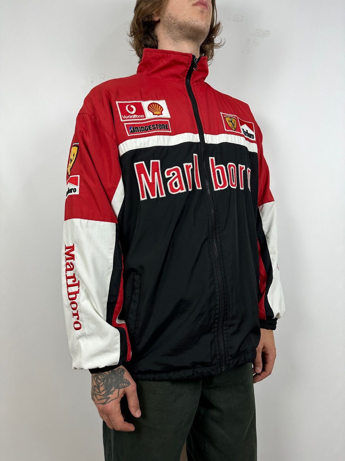 Ferrari Vintage Ferrari Marlboro Vodafone Racing Light Track Jacket Size US XL / EU 56 / 4 - 4 Thumbnail