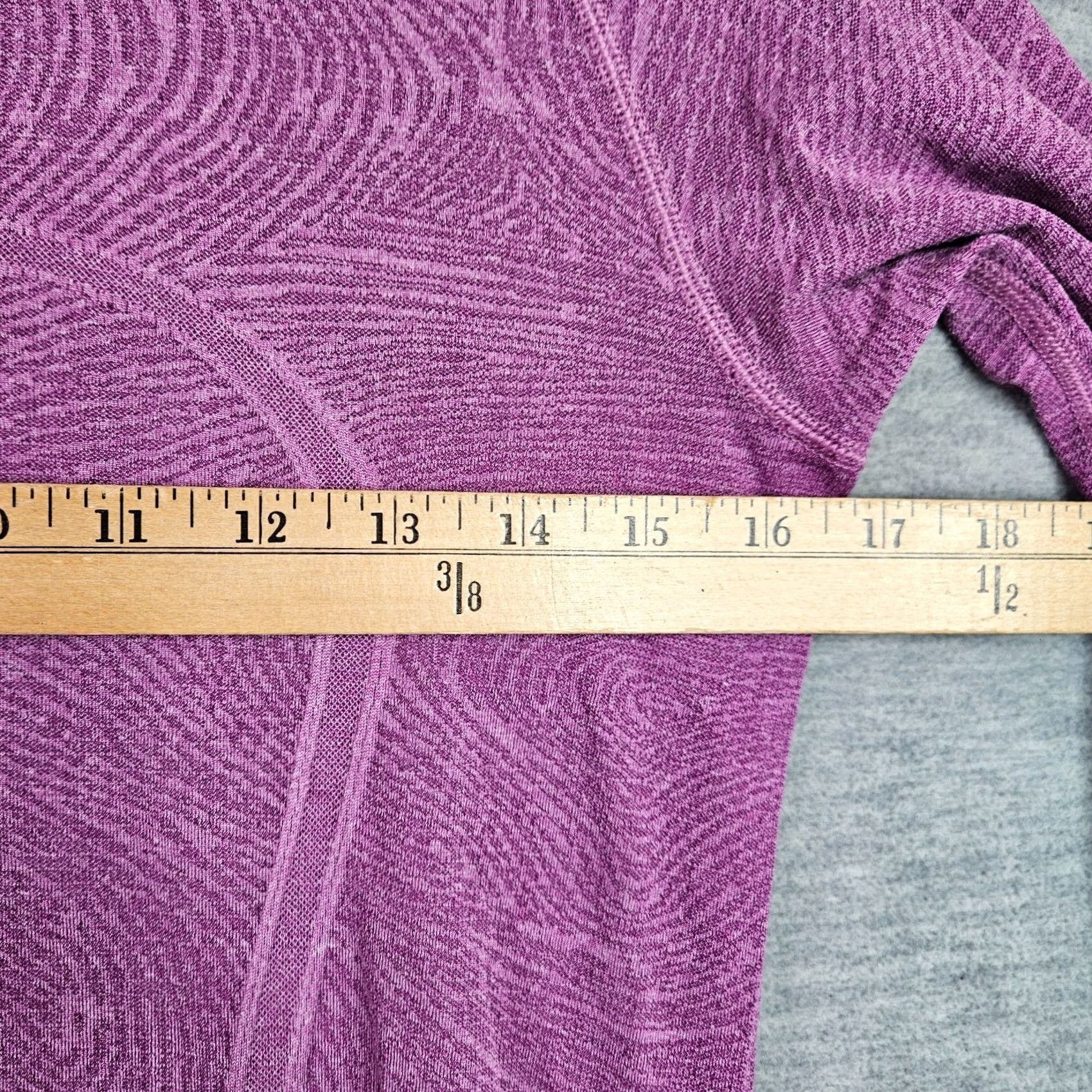 Lululemon Lululemon Womens6 Purple Swiftly Tech Seamless Athletic Top Thumbholes Regular Fit Short Sleeve Casual Sleeve Activewear Top Womens Girls Size M / US 6-8 / IT 42-44 - 8 Thumbnail