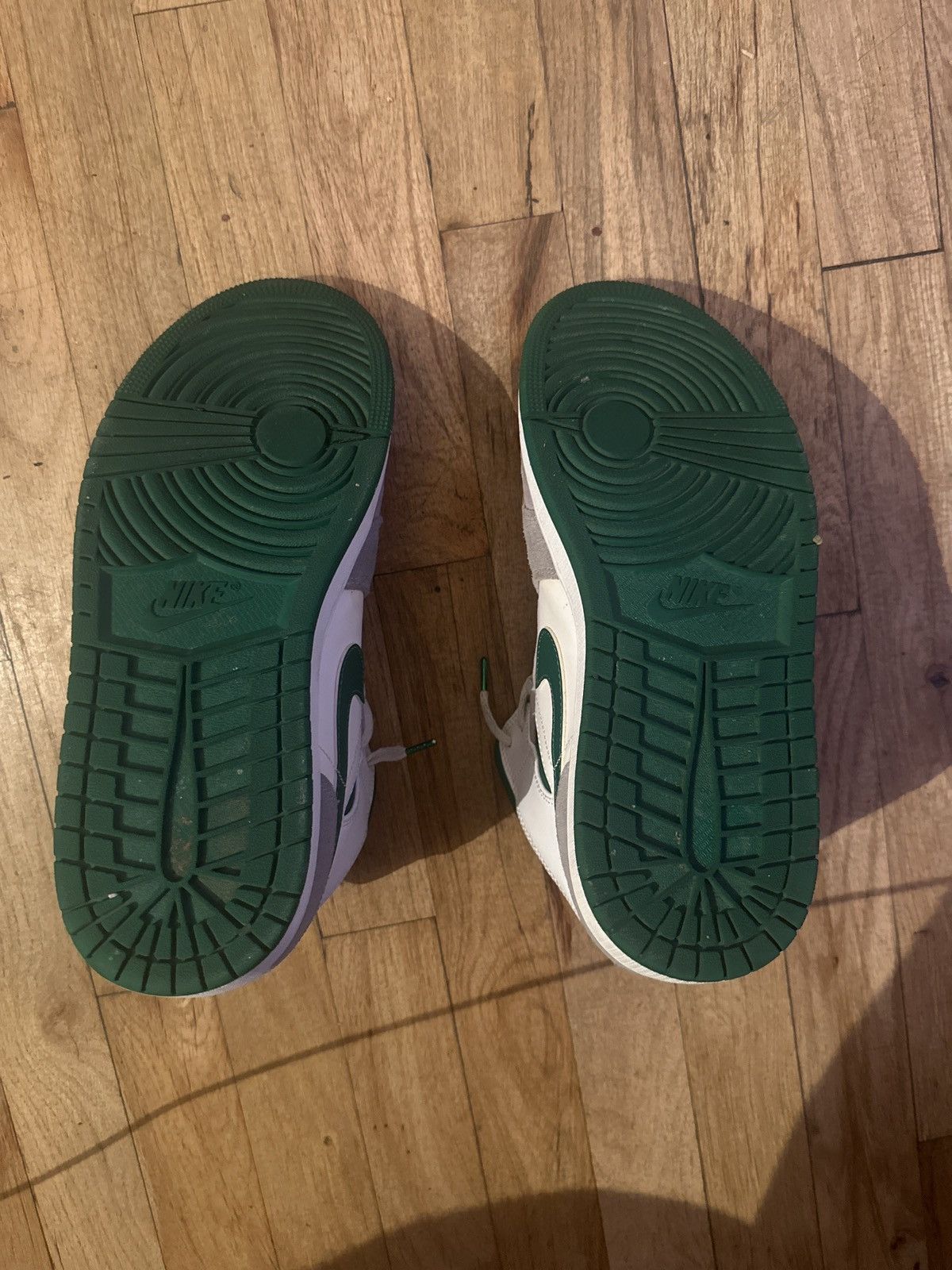 Jordan Brand Air Jordan 1 Mid SE 'Grey Pine Green' Size US 9 / EU 42 - 5 Thumbnail