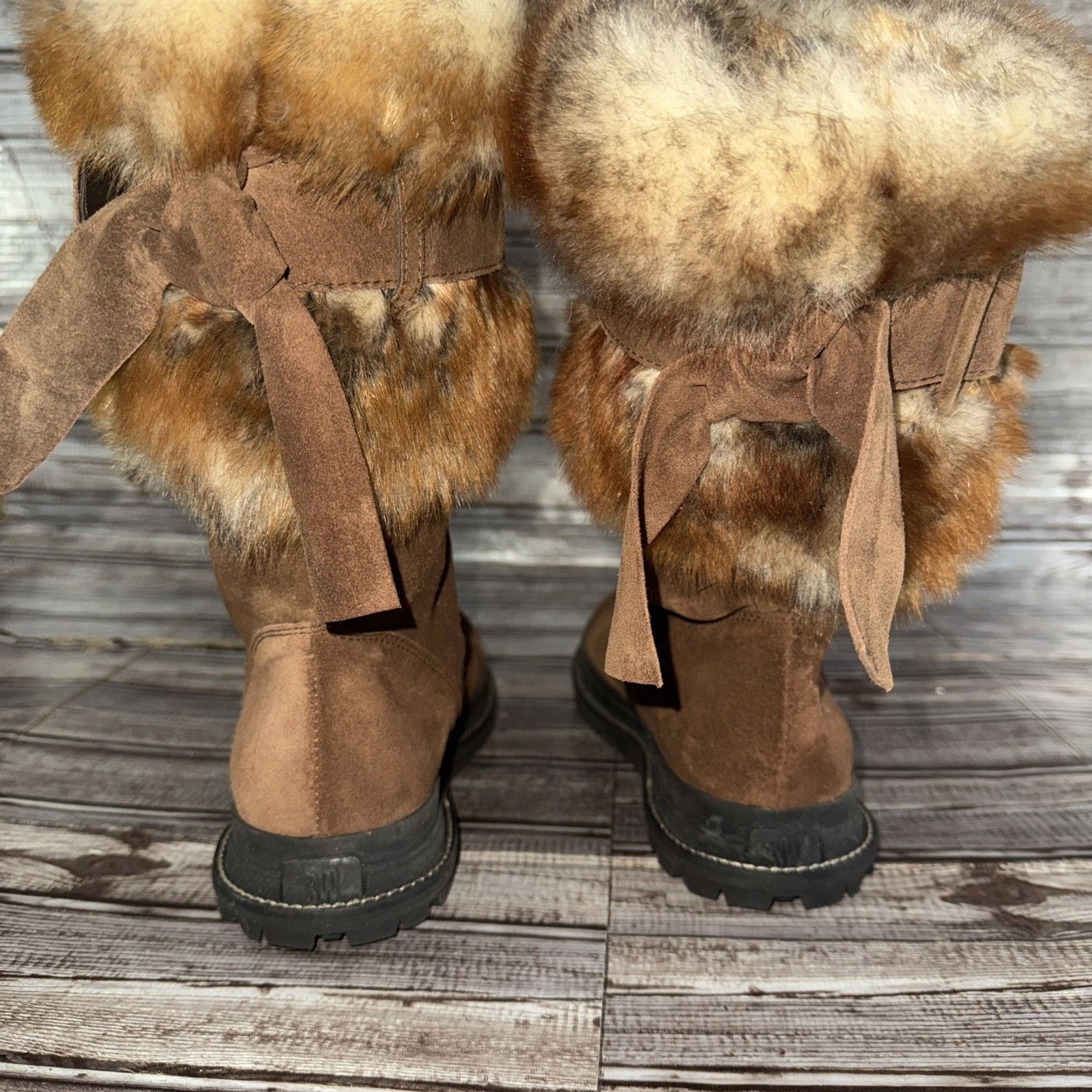 Stuart Weitzman Stuart Weitzman Slip On Cap Toe Fox Fur Trim Suede Boots Siz Size US 7 / IT 37 - 3 Thumbnail