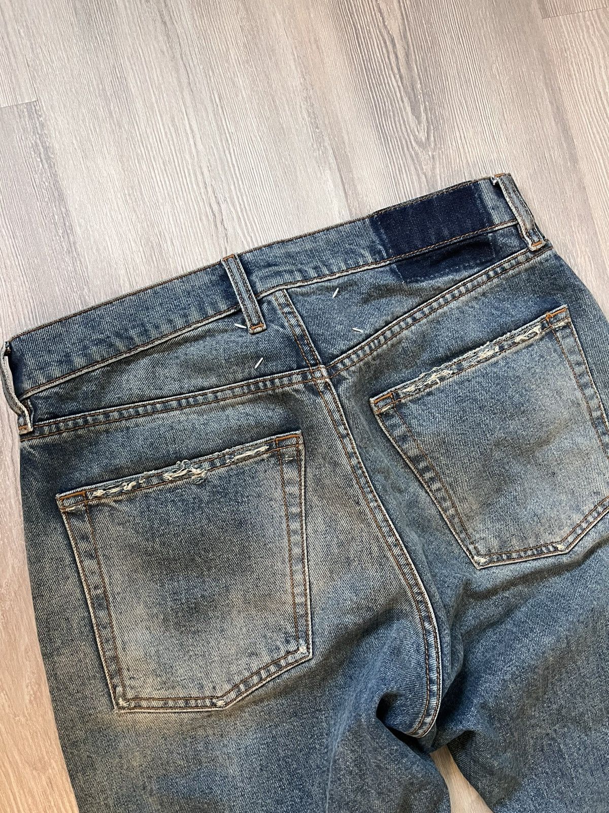 Maison Margiela Maison Margiela aw23 distressed detail straight leg jeans Size US 29 - 2 Thumbnail