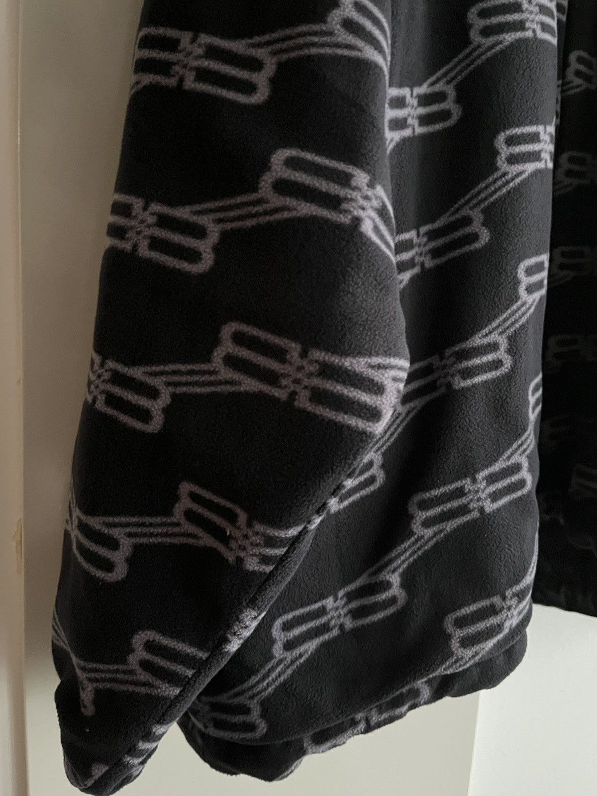 Balenciaga Super Runway Balenciaga Oversized Monogram Coat Brand New Size US XXL / EU 58 / 5 - 19 Thumbnail