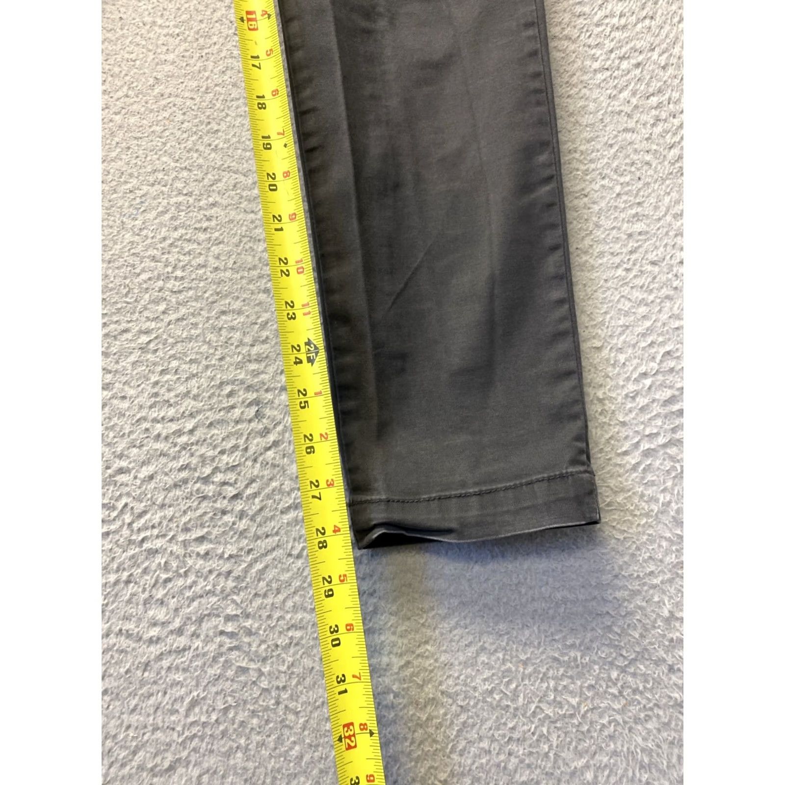 Banana Republic Banana Republic Pants Chino Men 28x28 Gray Solid Slash Pocket Cotton Mens Size US 28 / EU 44 - 4 Thumbnail