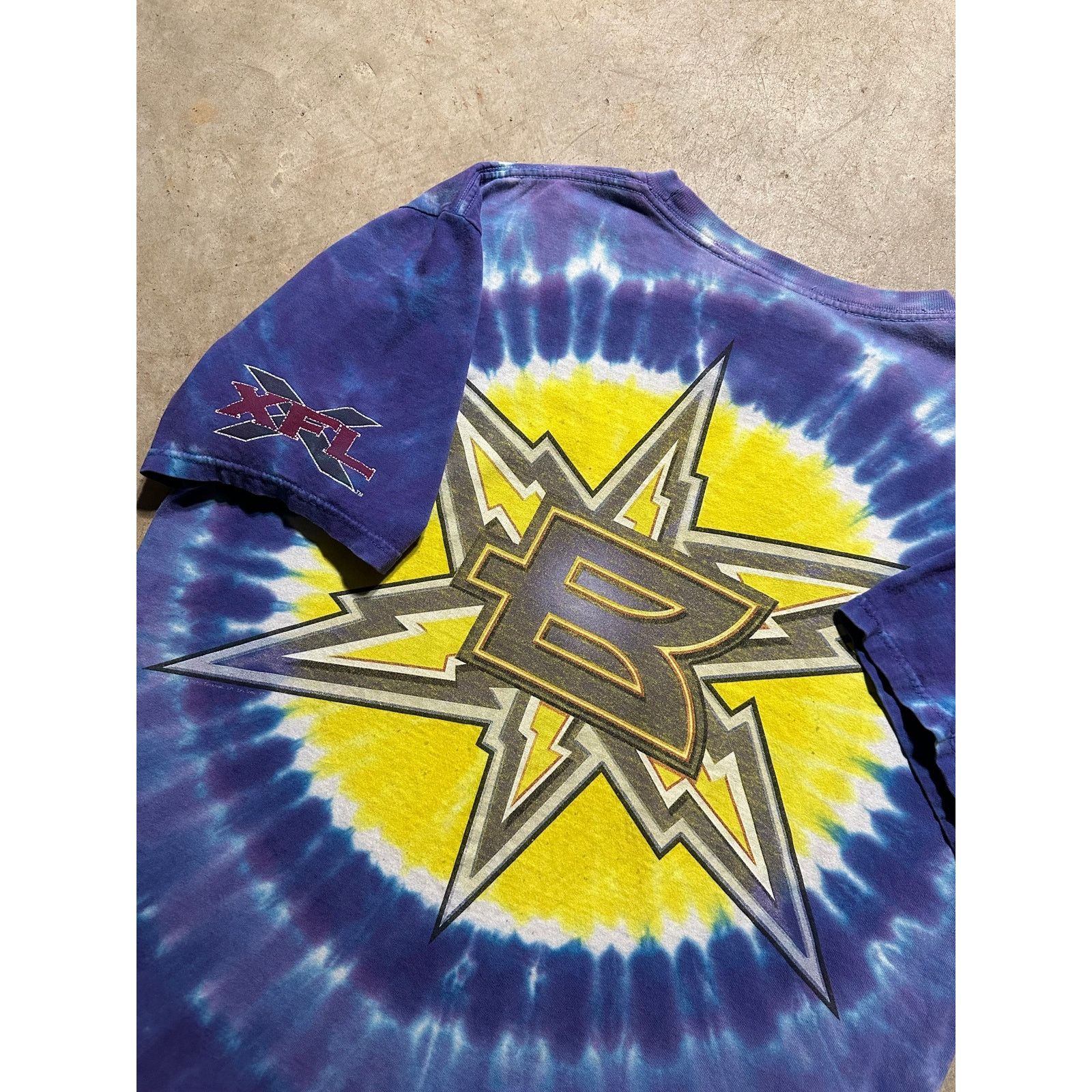 Liquid Blue × NFL × Vintage Baltimore Bolts 2001 XFL Liquid Blue T Shirt Tie Dye NFL Size US L / EU 52-54 / 3 - 4 Thumbnail