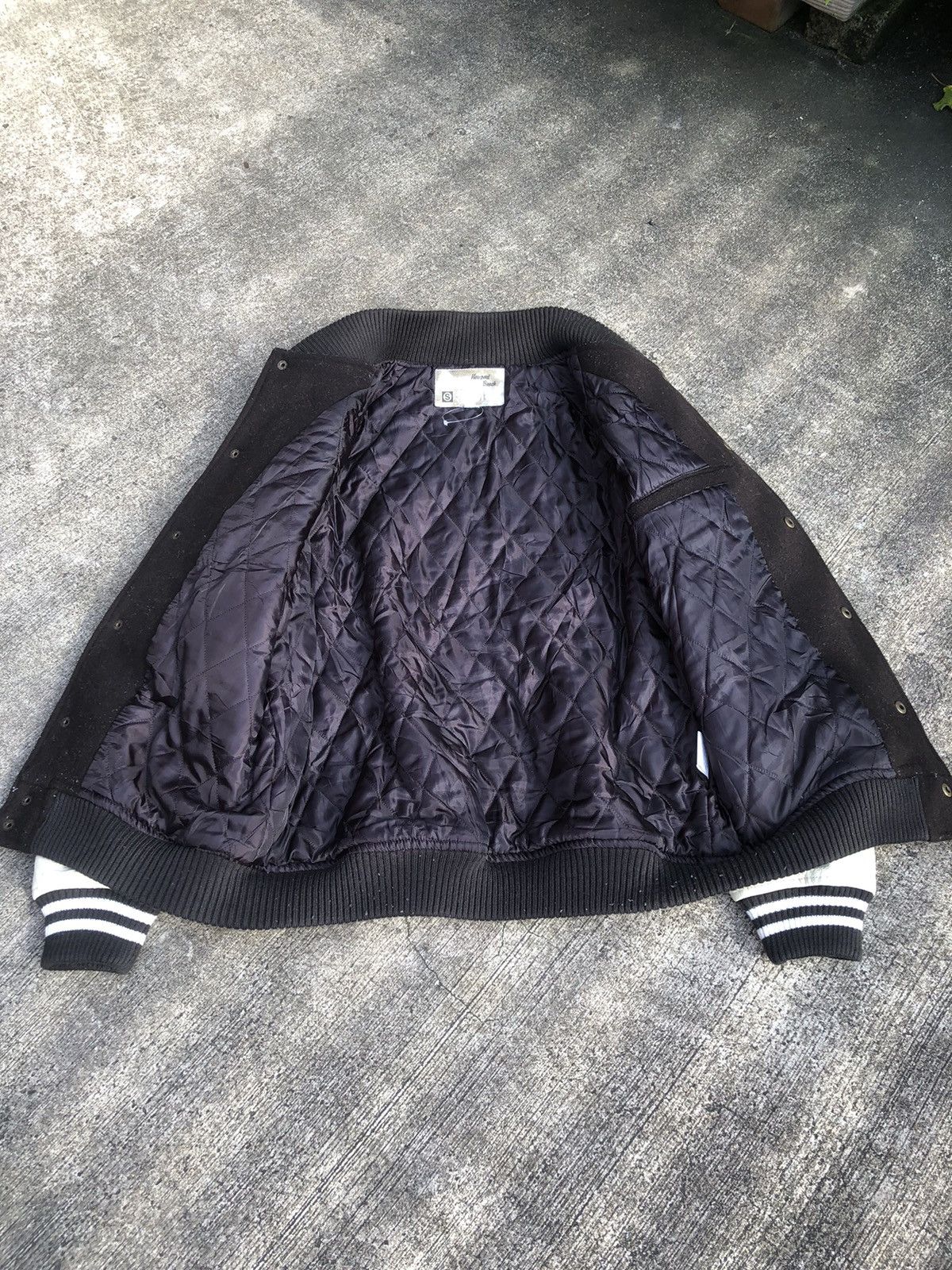 Japanese Brand × Vintage 🔥Accept Offer🔥Vintage Varsity Sleeve Leather Jacket Size US M / EU 48-50 / 2 - 7 Thumbnail