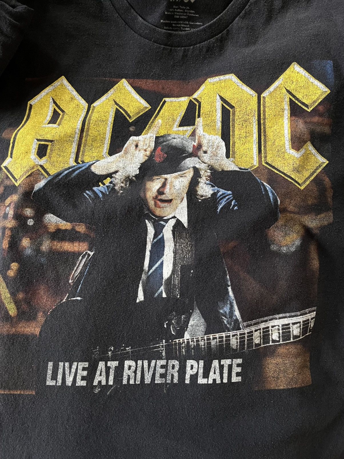 Band Tees © 2012 AC/DC ”LIVE AT RIVER PLATE” FADED T-SHIRT Size US XL / EU 56 / 4 - 4 Thumbnail