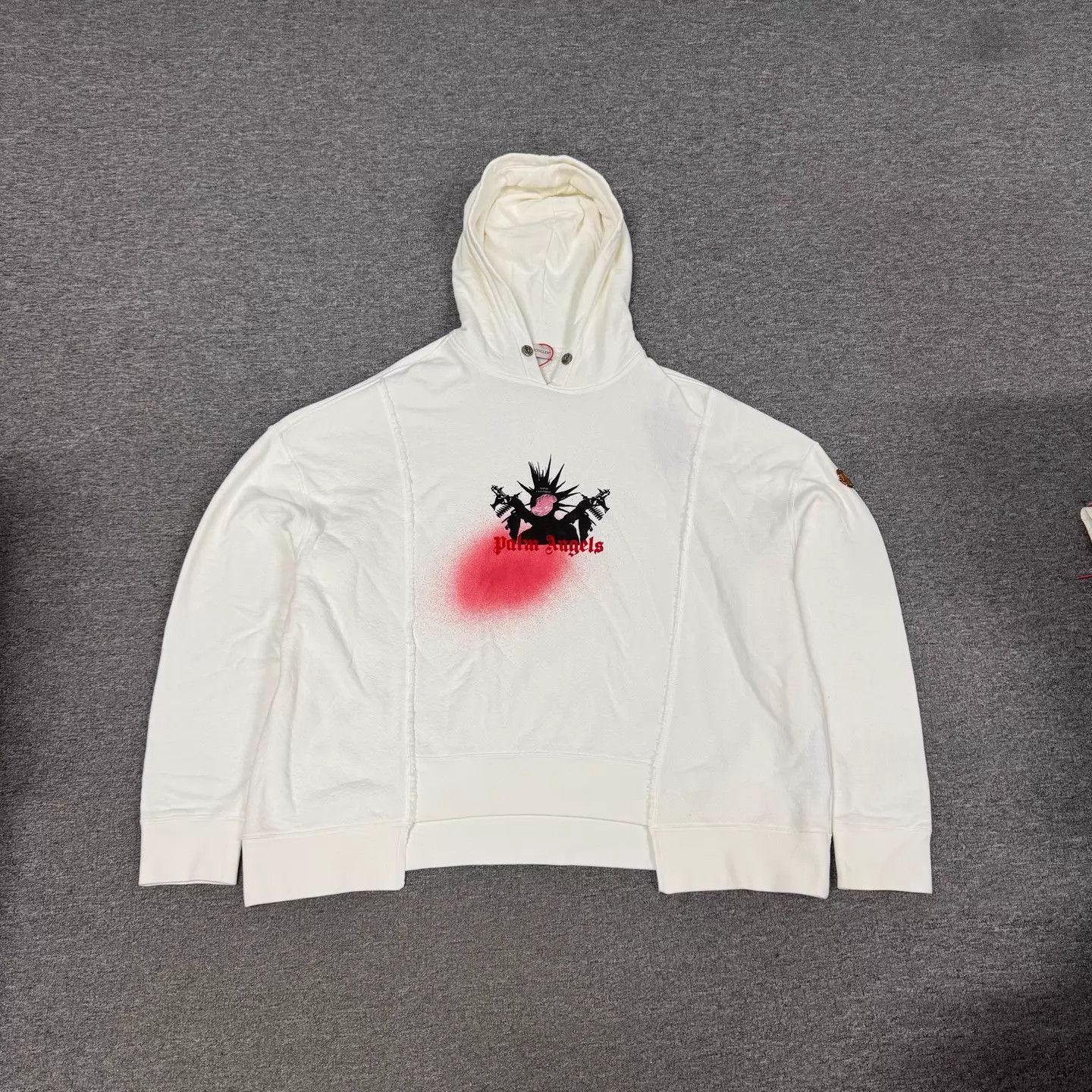 Moncler Moncler x Palm Angels white graffiti print hoodie L 99 new Size US L / EU 52-54 / 3 - 1 Thumbnail