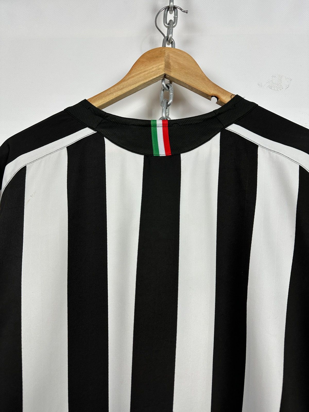 Nike 2005/06 Nike Juventus FC Total 90 Vintage Home Jersey Size US XL / EU 56 / 4 - 18 Thumbnail