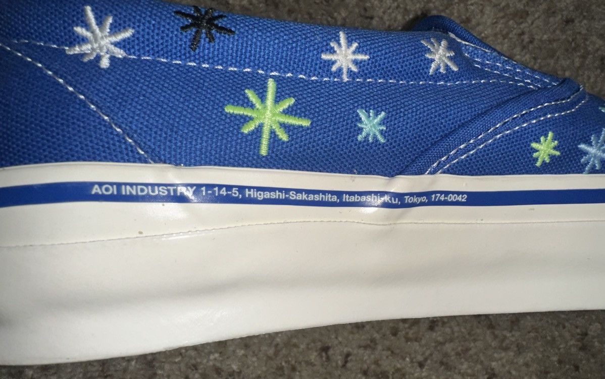 Other *RARE* AOI X VANS SLIP ON 98 EMBROIDERED SIZE 12 BLUE Size US 12 / EU 45 - 23 Thumbnail