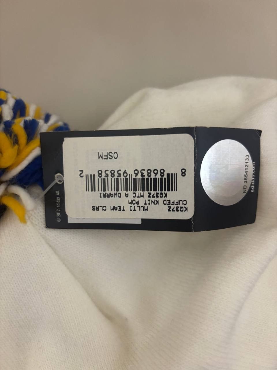 Adidas Vintage Adidas Golden State Warriors Pom Pom Beanie NWT Size ONE SIZE - 9 Thumbnail