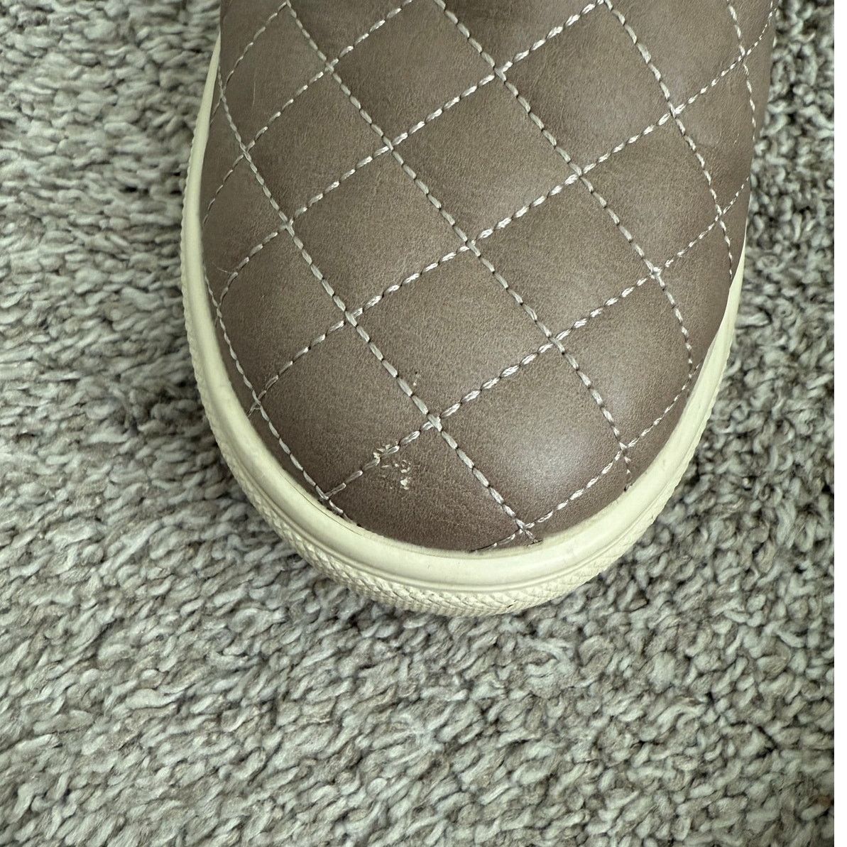 Steve Madden Steve Madden Quilted Taupe Slip-On Sneakers Size US 8.5 / IT 38.5 - 7 Thumbnail