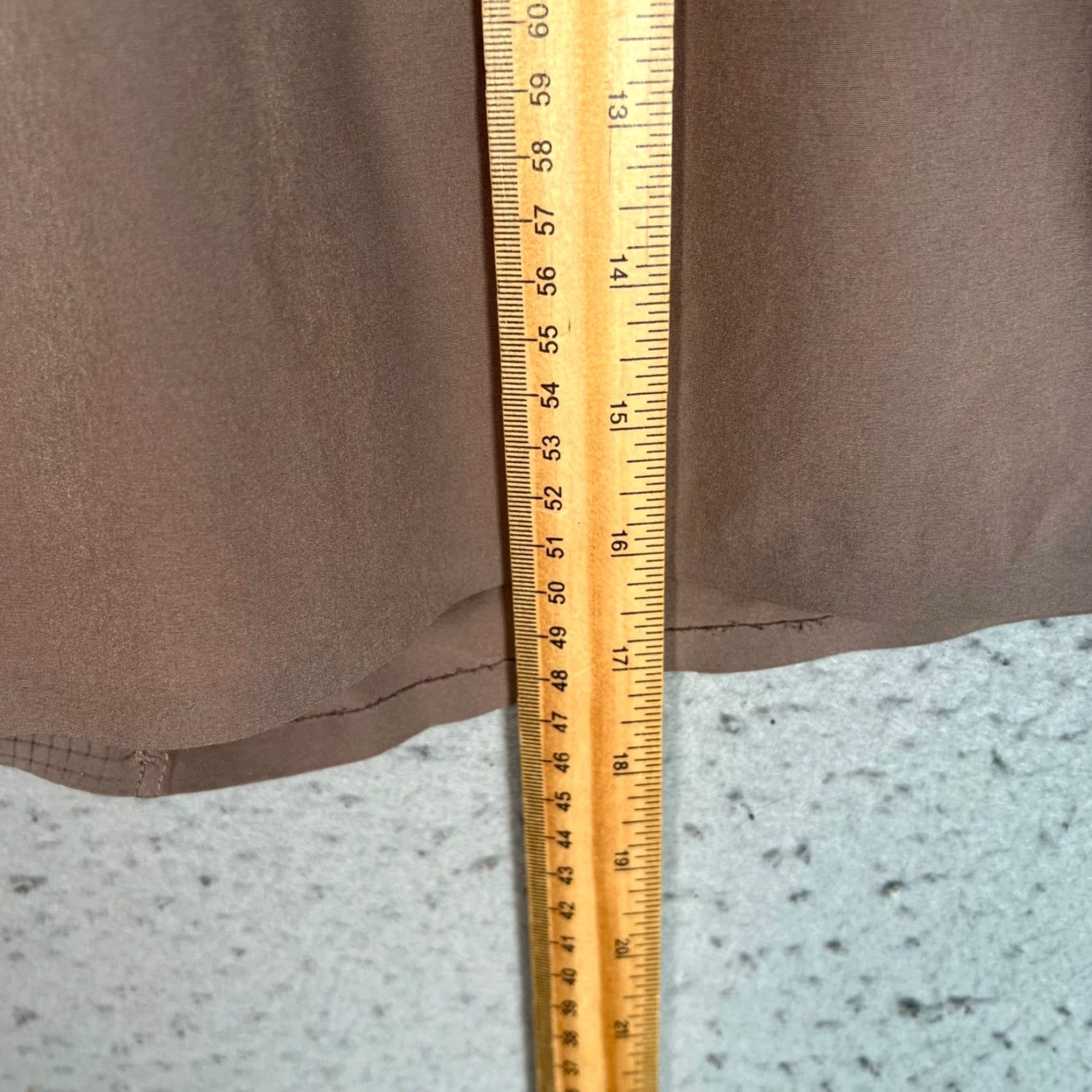 Abercrombie & Fitch Abercrombie & Fitch YPB MotionTEK Training Shorts Womens XL Brown Athletic Shorts Size 40" / US 18 - 7 Thumbnail