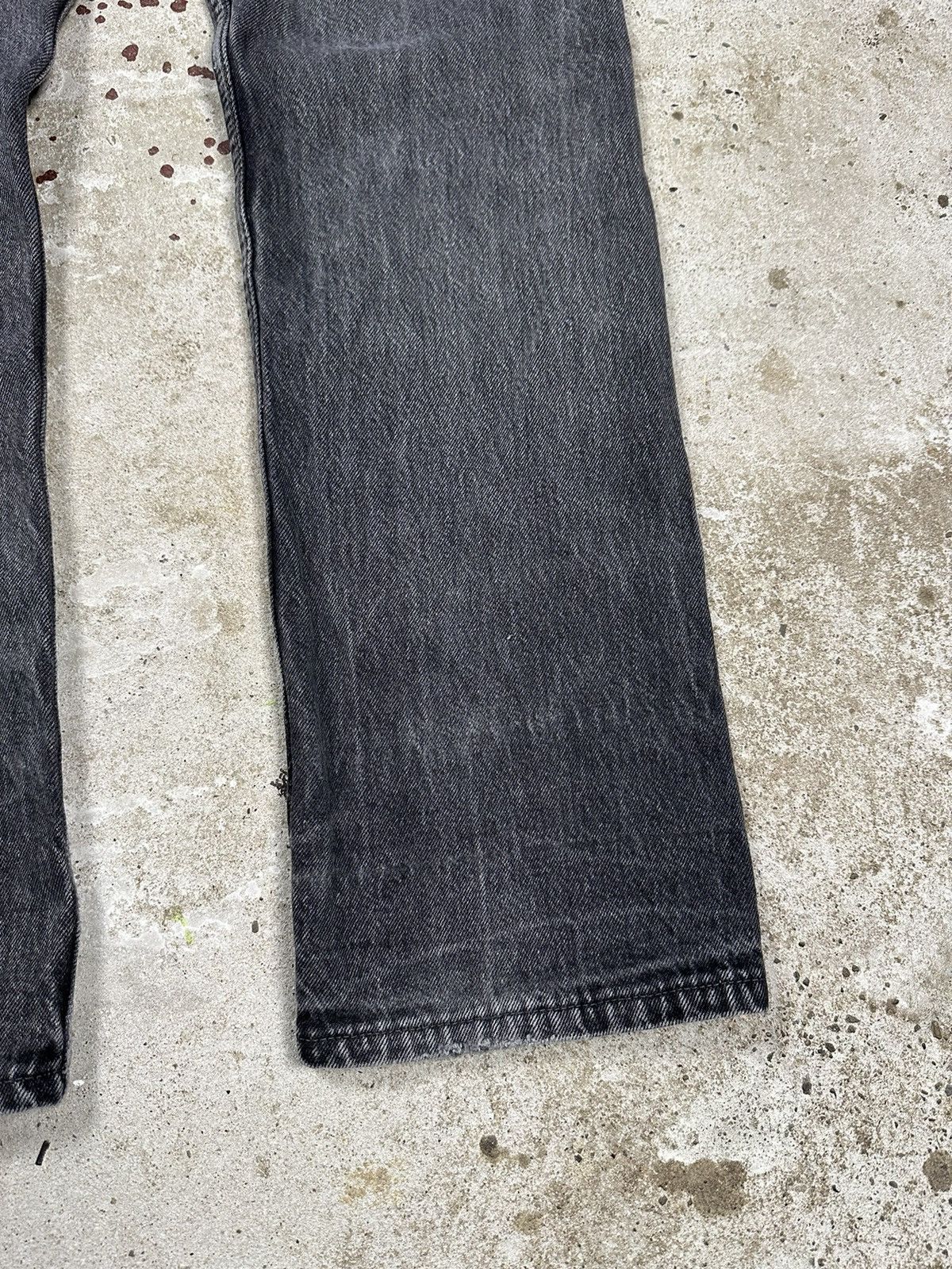Levi's × Vintage Vintage 90s Levi’s 501 Distressed Washed Grey Denim Pants Size US 30 / EU 46 - 10 Thumbnail