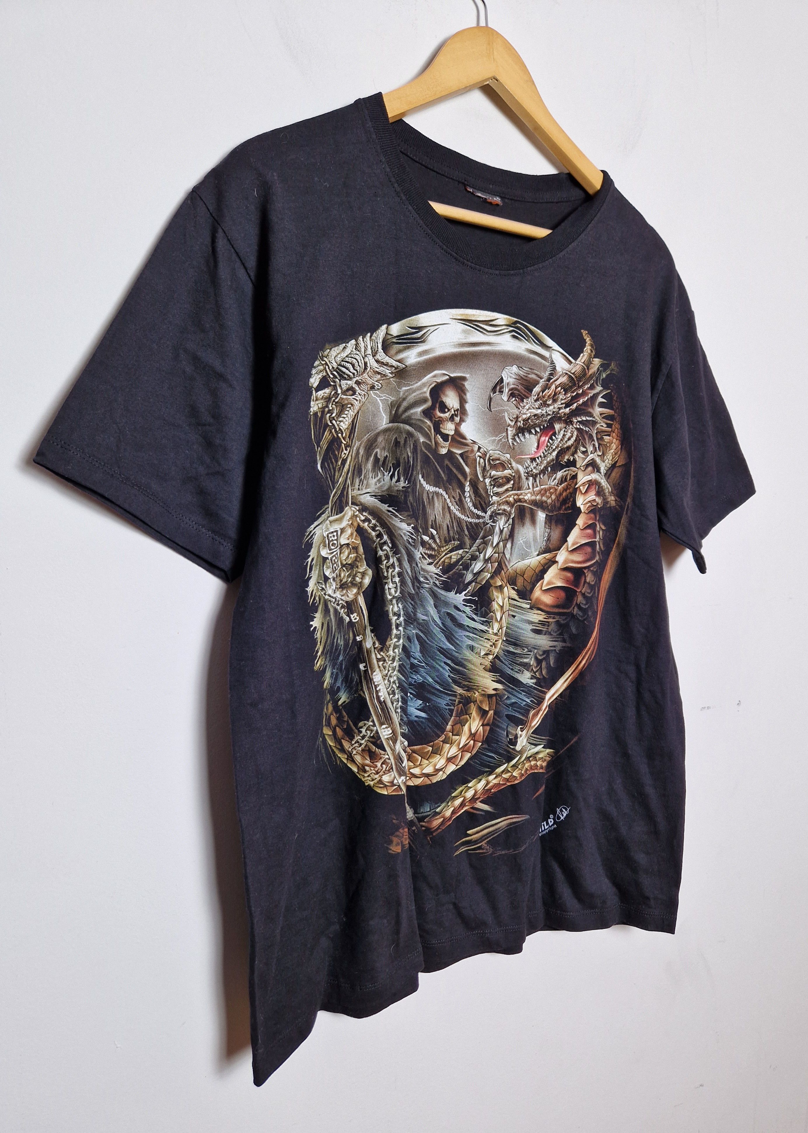 Band Tees vintage dragon printed t-shirt rock metal darkness vampire Size US L / EU 52-54 / 3 - 2 Thumbnail