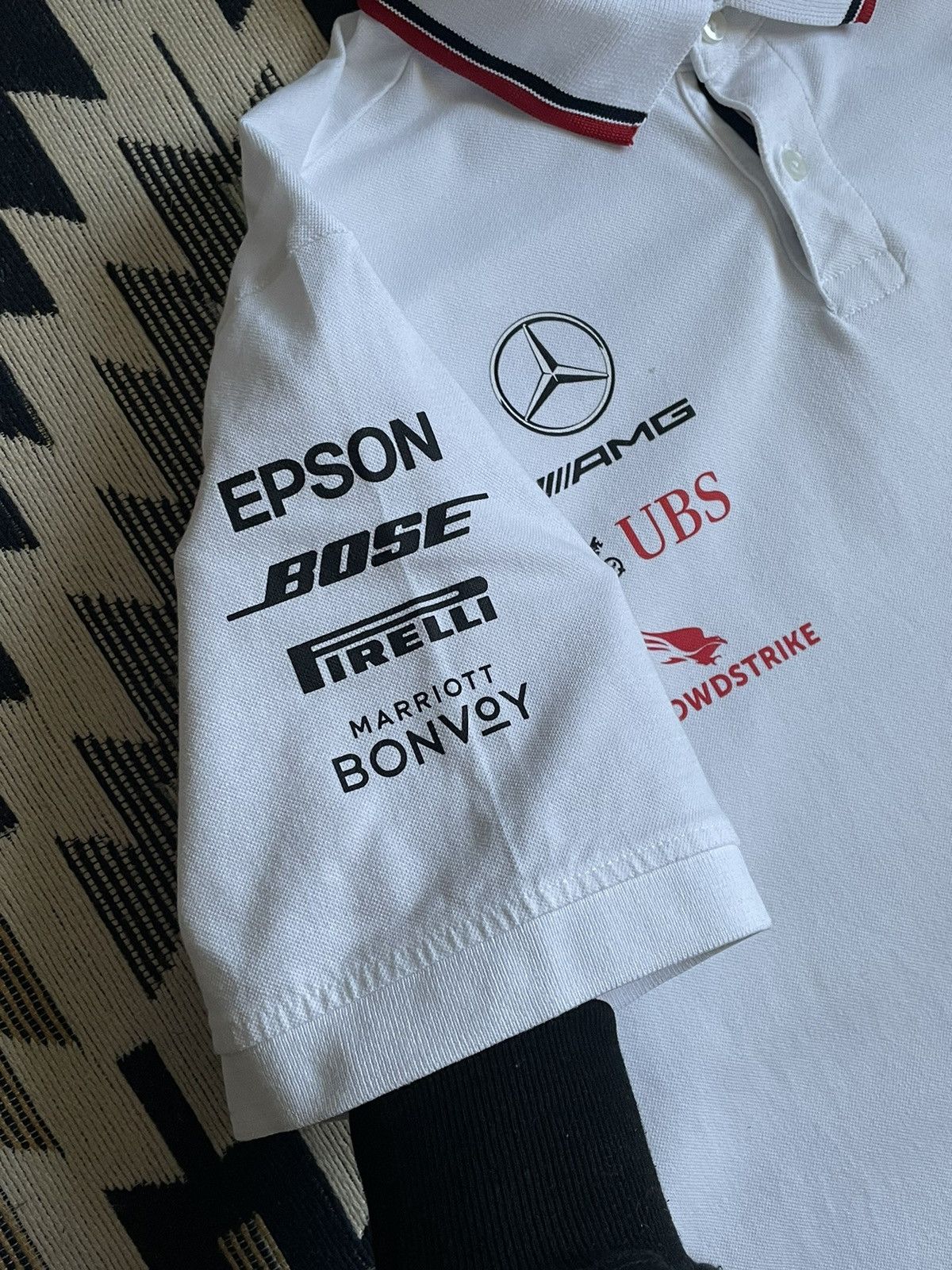 Tommy Hilfiger Mercedes Benz AMG Petronas Motosport T-shirt Size US XL / EU 56 / 4 - 6 Thumbnail