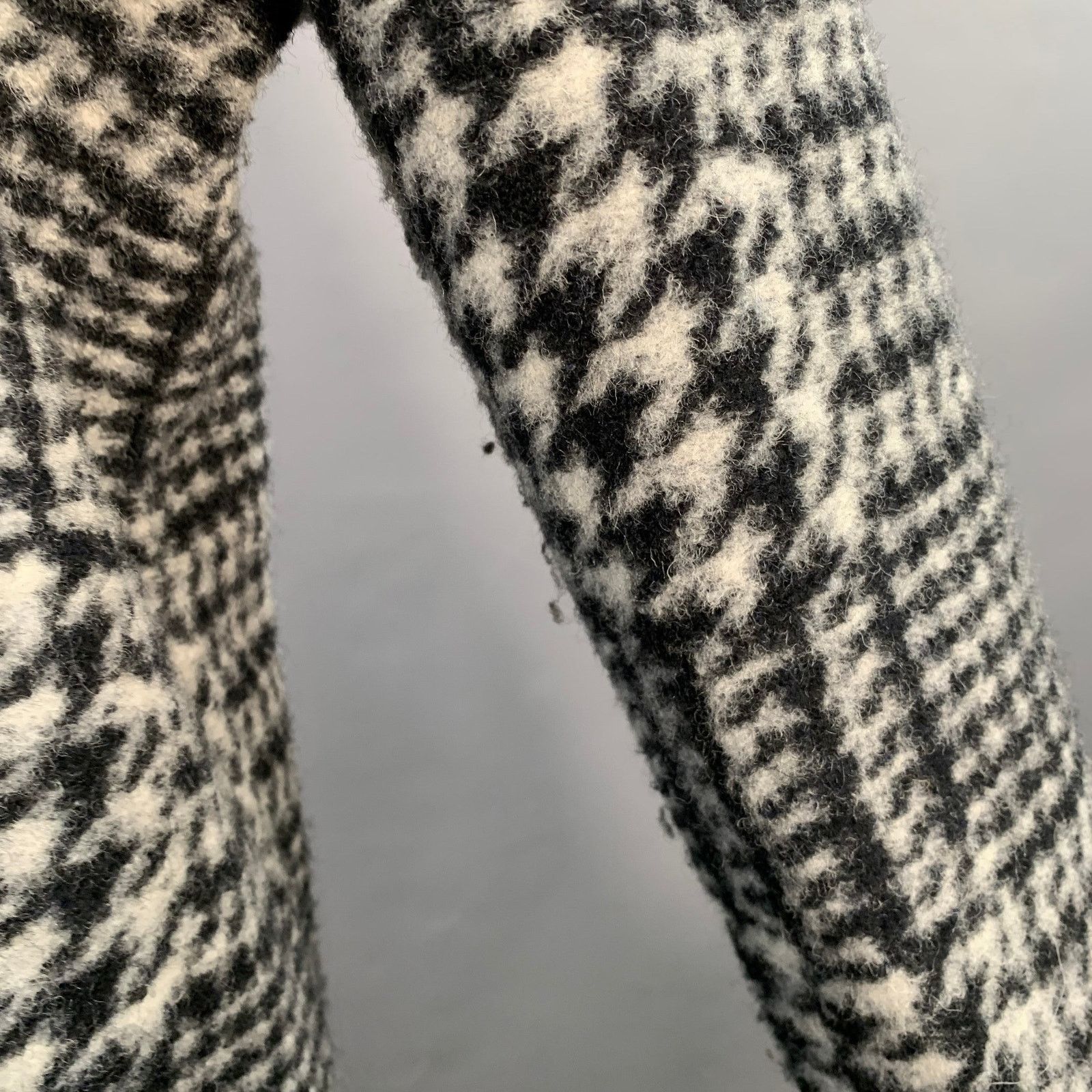 Nanette Lepore Size M Grey Black Wool Blend Houndstooth Collarless Coat Size M / US 6-8 / IT 42-44 - 7 Thumbnail