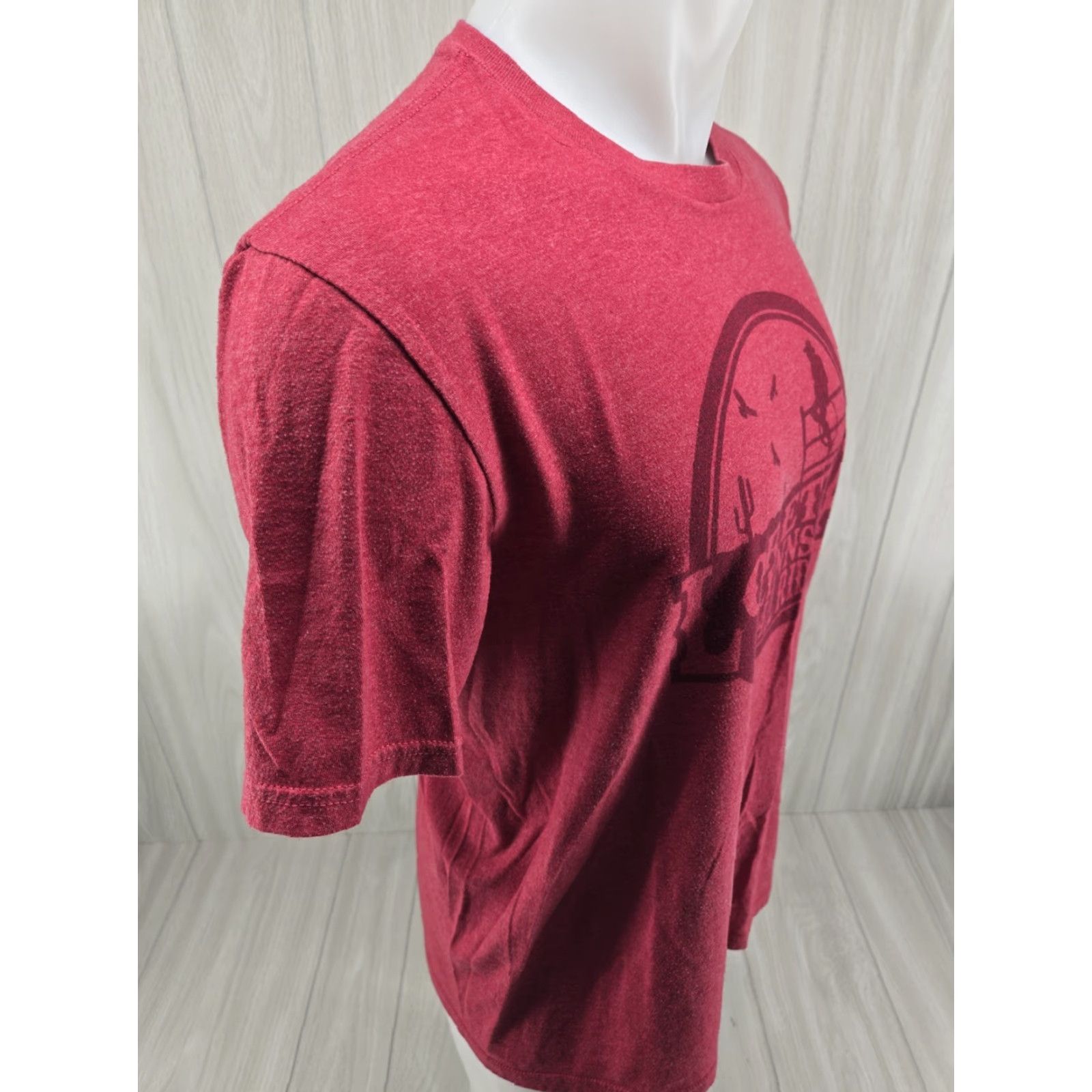 Vintage Loretta Lynn’s Trail Ride Large T Shirt Red Men T-Shirt Short Sleeve Cotton District Crew Neck Vintage? No Size US L / EU 52-54 / 3 - 7 Thumbnail