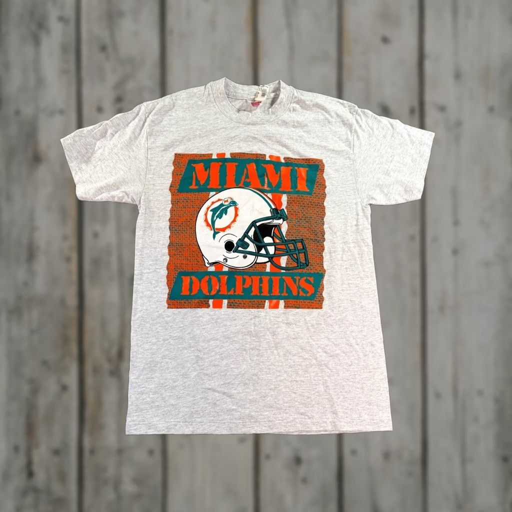 Hanes VINTAGE Miami Dolphins T Shirt Mens Large Gray NFL Football Graphic Tee USA 90s Size US L / EU 52-54 / 3 - 1 Thumbnail
