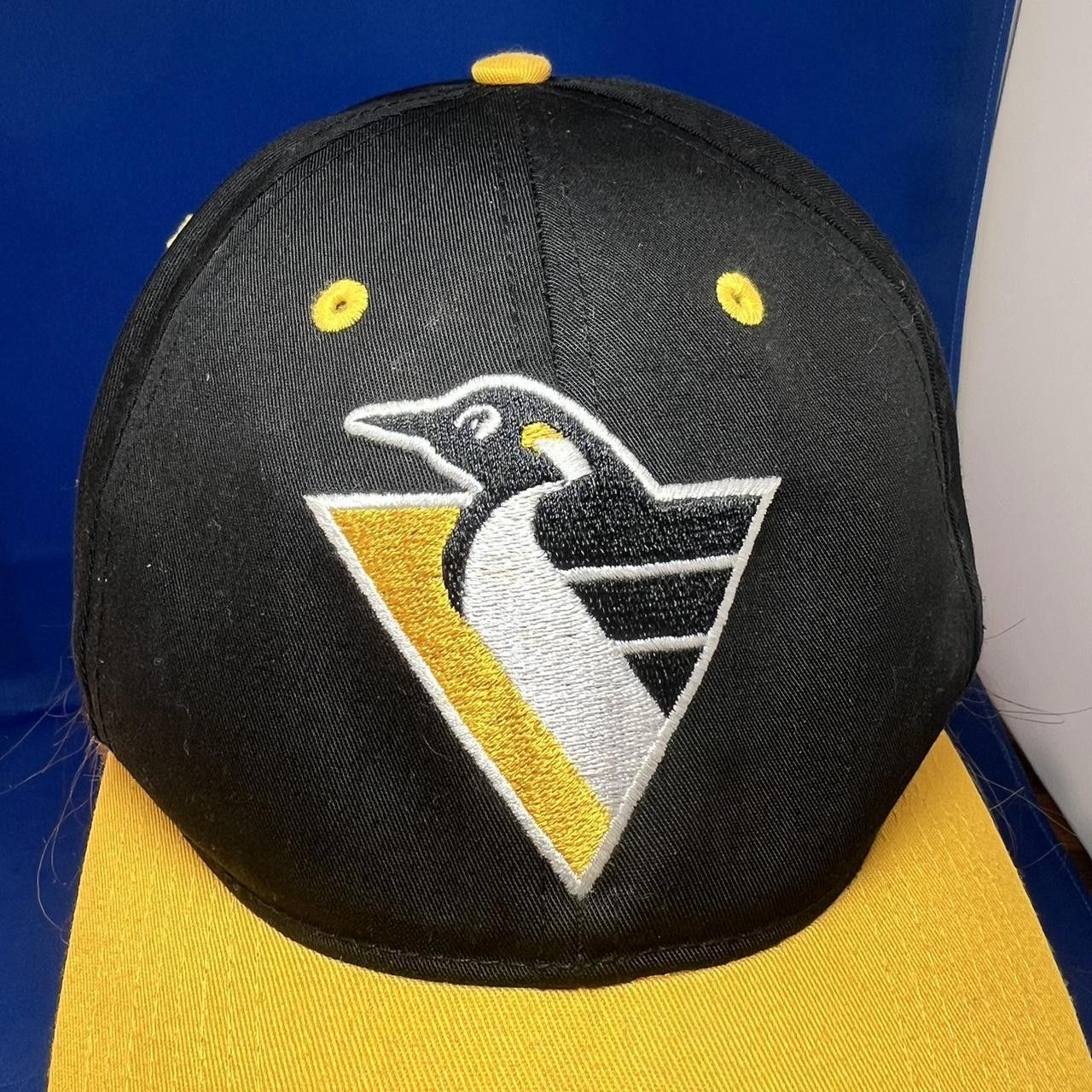 NHL Vintage Black and Yellow Penguin Baseball Cap Size ONE SIZE - 3 Thumbnail