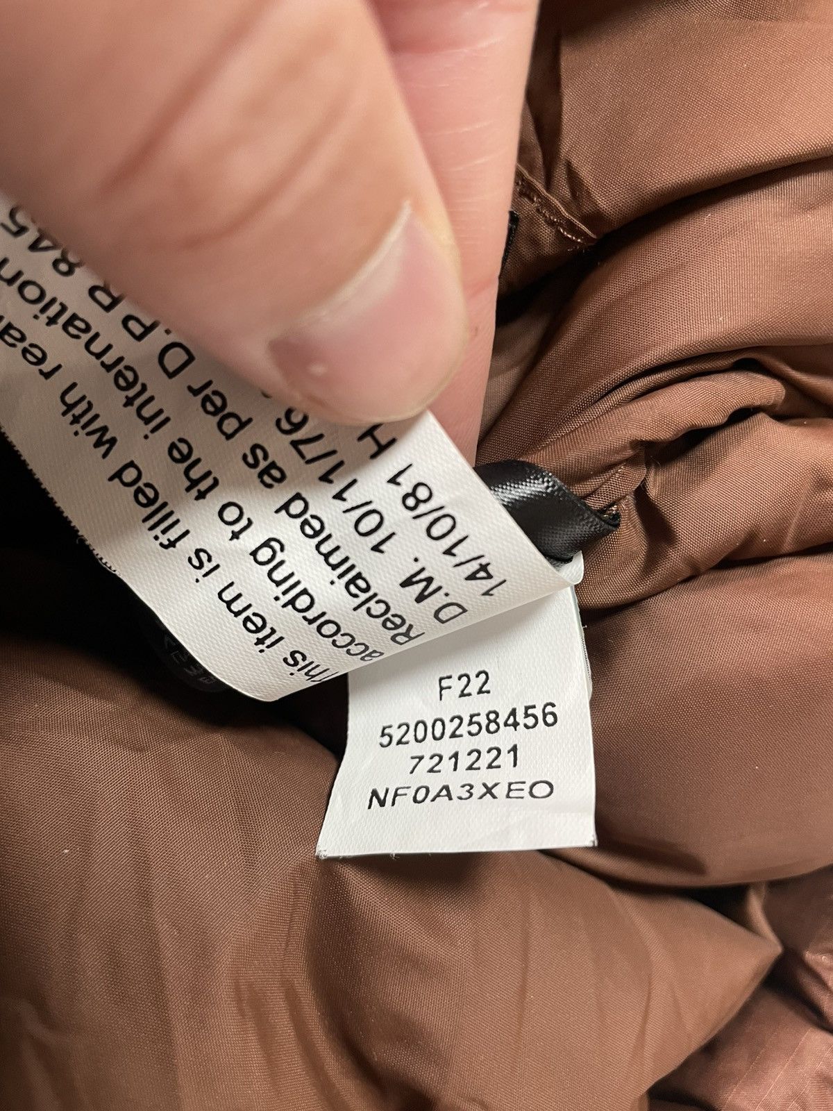 The North Face TNF 700 Nuptse Puffer Jkt Brown Kendall Jenner Retro Sz M Size M / US 6-8 / IT 42-44 - 8 Thumbnail