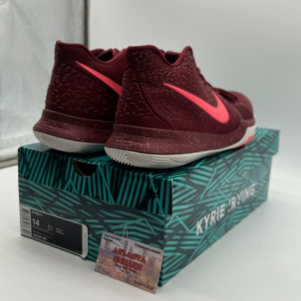 Nike Kyrie 3 hot punch Size US 14 / EU 47 - 5 Thumbnail