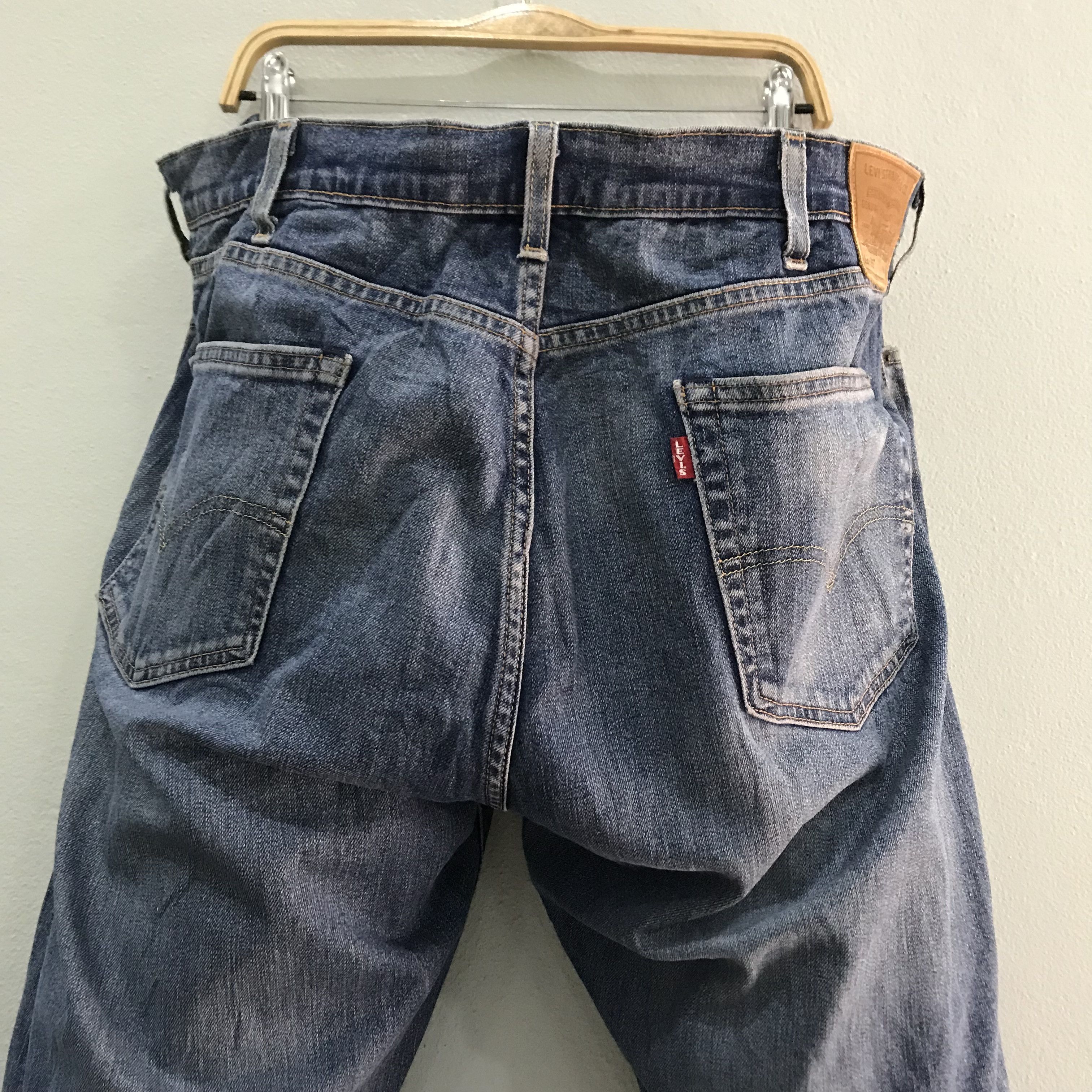 Levi's Vintage Levi’s 505 Blue Jeans 1990s Distressed Workwear Size US 40 / EU 56 - 10 Thumbnail