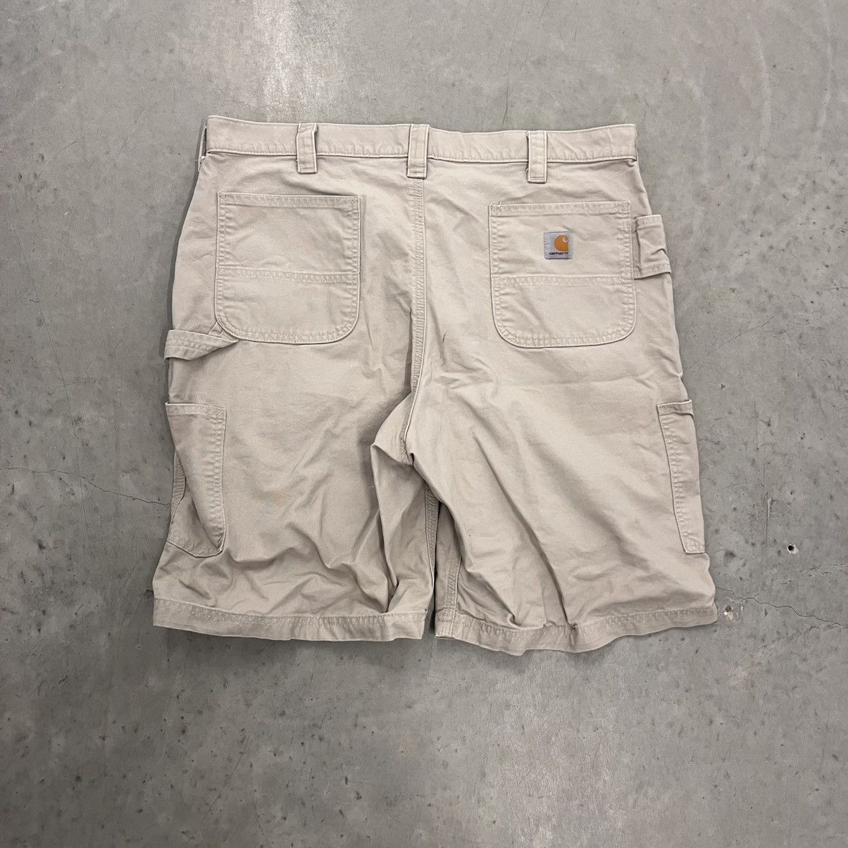 Carhartt × Vintage Vintage Carhartt Carpenter Shorts Beige Essential Workwear Size US 40 / EU 56 - 1 Thumbnail