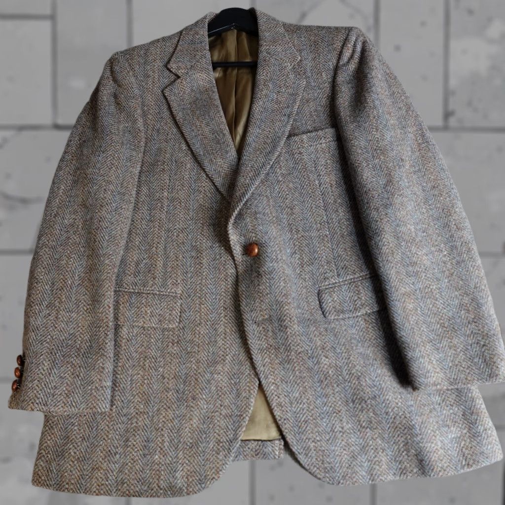 Harris Tweed VINTAGE Harris Tweed Sport Coat 42R Beige Herringbone Tweed Two-Button Blazer Mens Size 42R - 1 Thumbnail